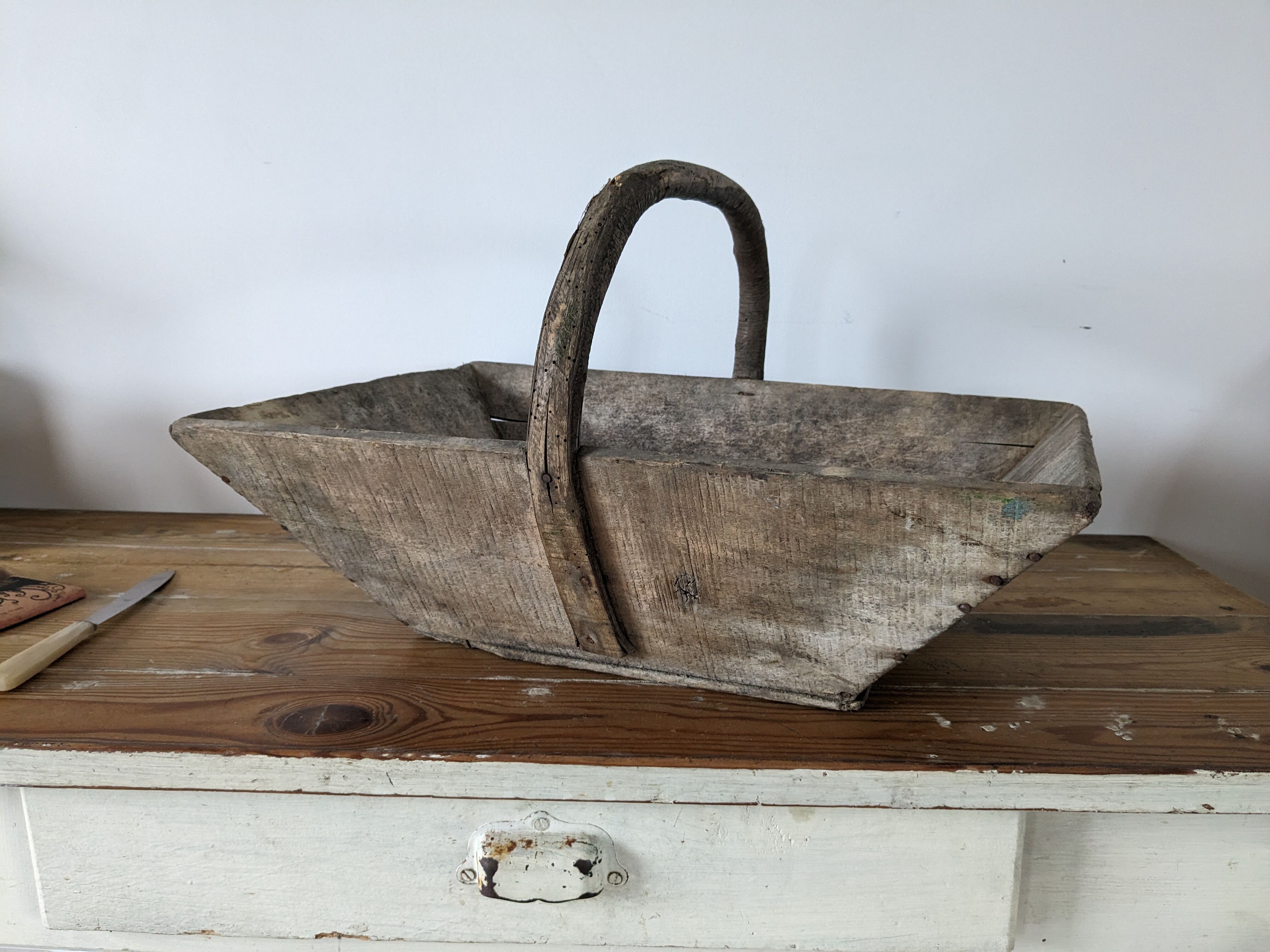 Ancien panier en bois