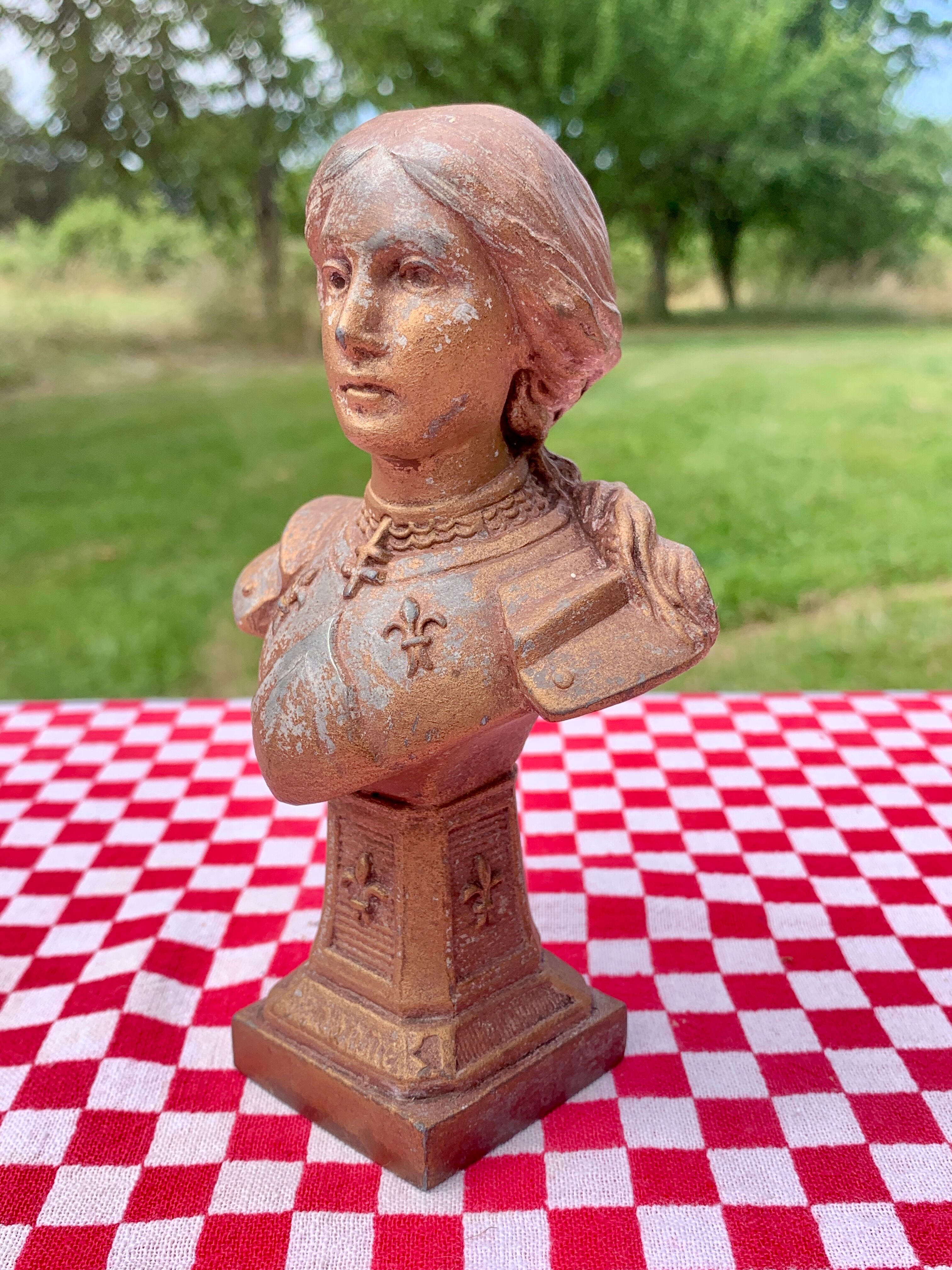 Buste Jeanne d’Arc en régule signé Defer, 1900