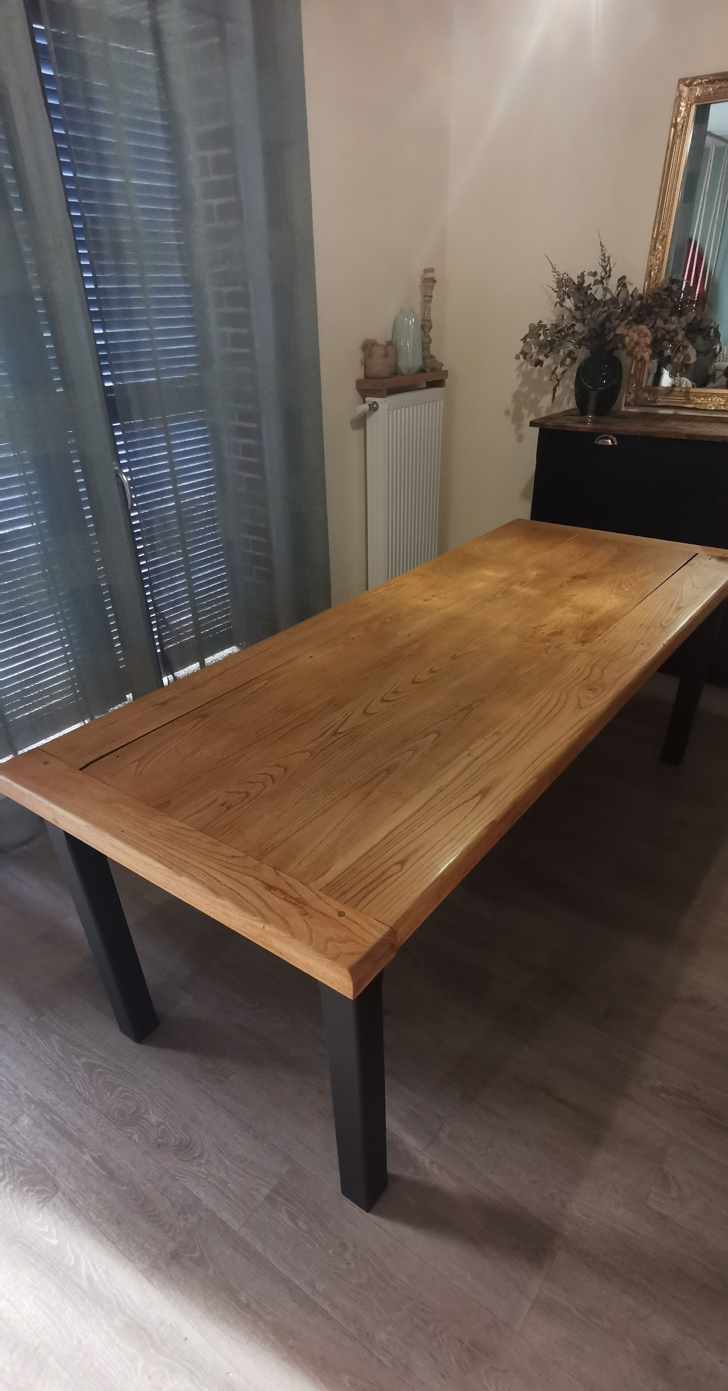 Farmhouse table