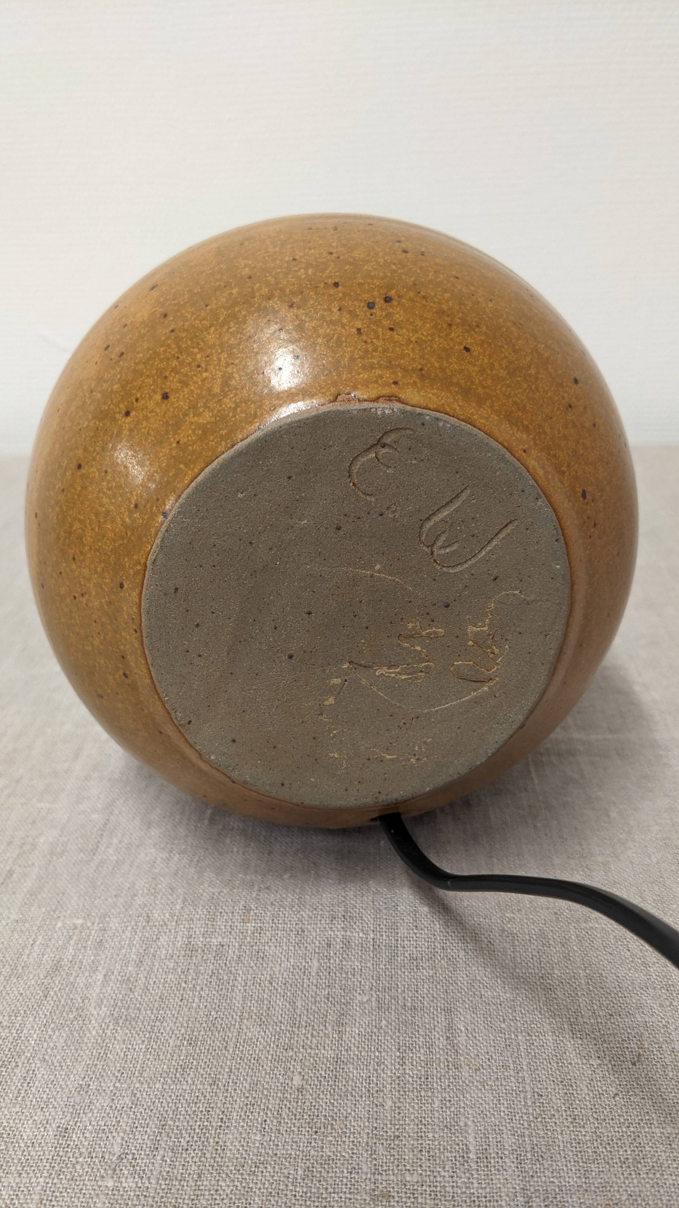 Pied de lampe boule en grès vernissé, France vers 1970