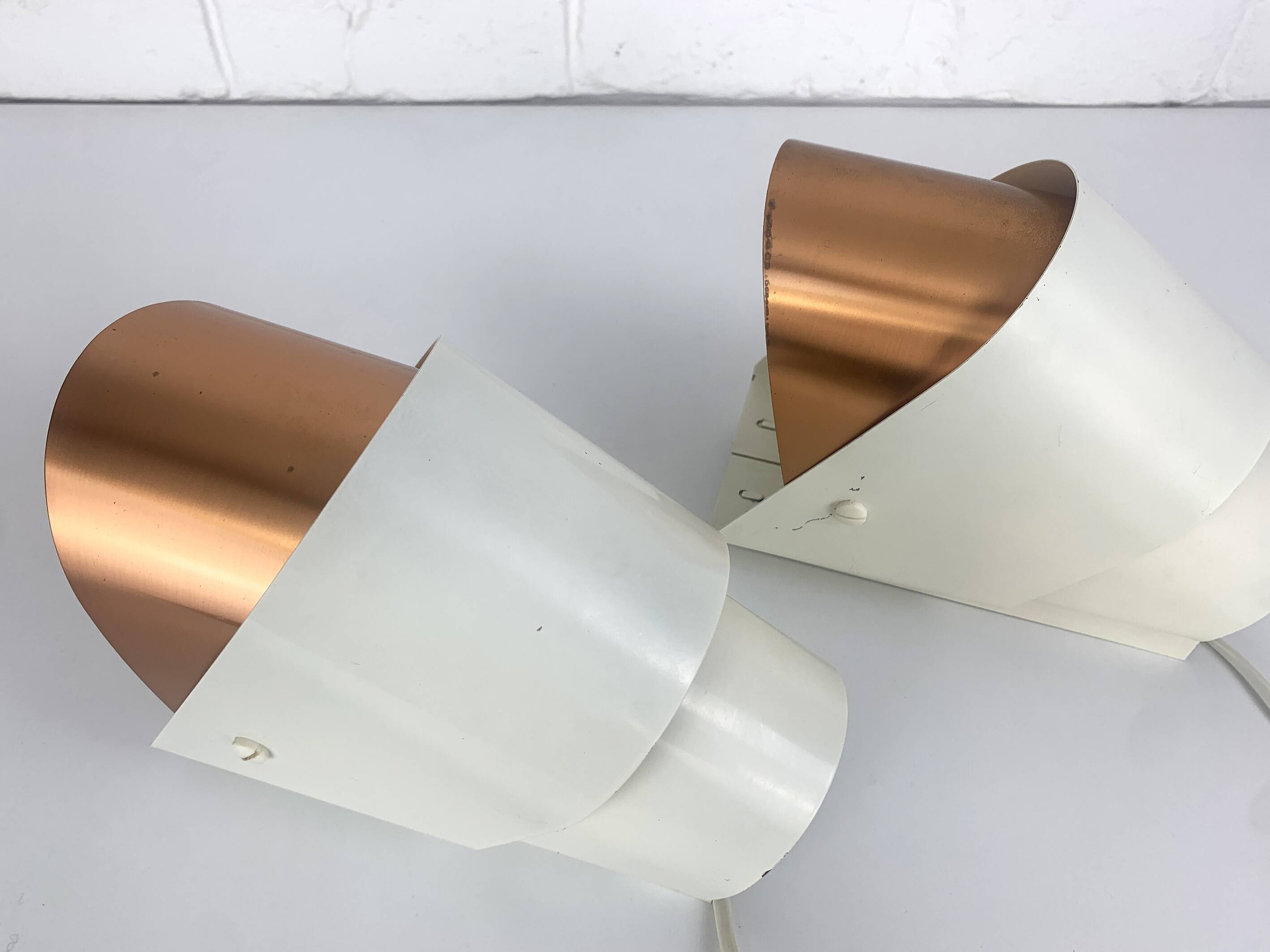 Pair of V-317 wall lights Hans-Agne Jakobsson AB Markaryd, Sweden, copper, 1960s