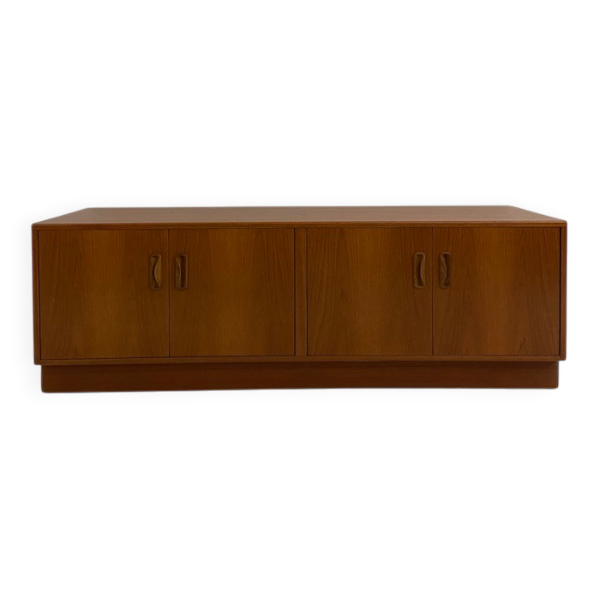 vintage buffet by GPLAN