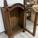 Armoire de poupée en chêne massif