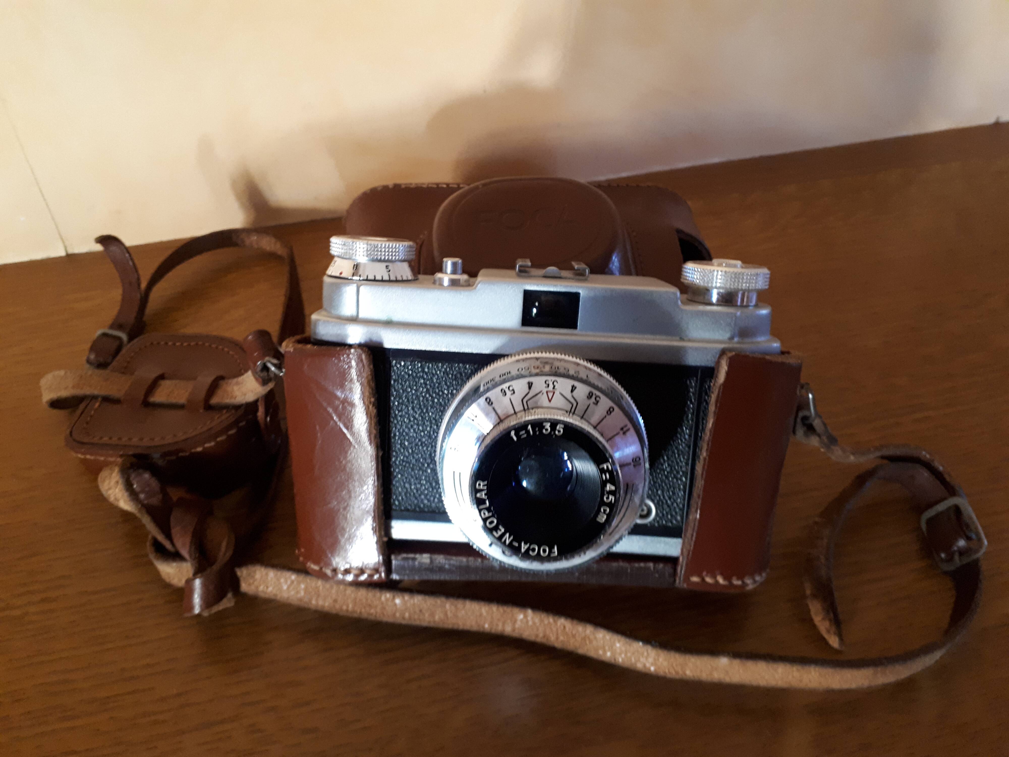 Foca sport 24-36 film camera with light meter