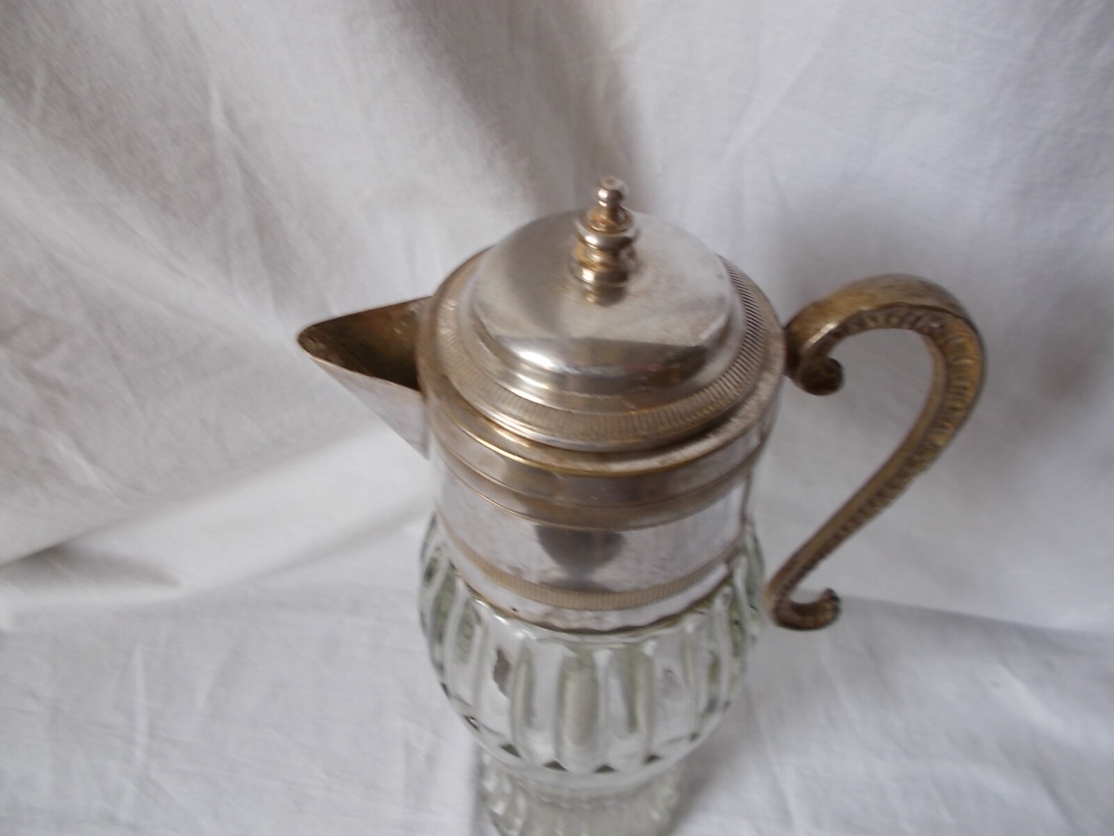 Pichet aiguière en verre et métal argenté