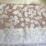 Nappe de cérémonie en organza blanc