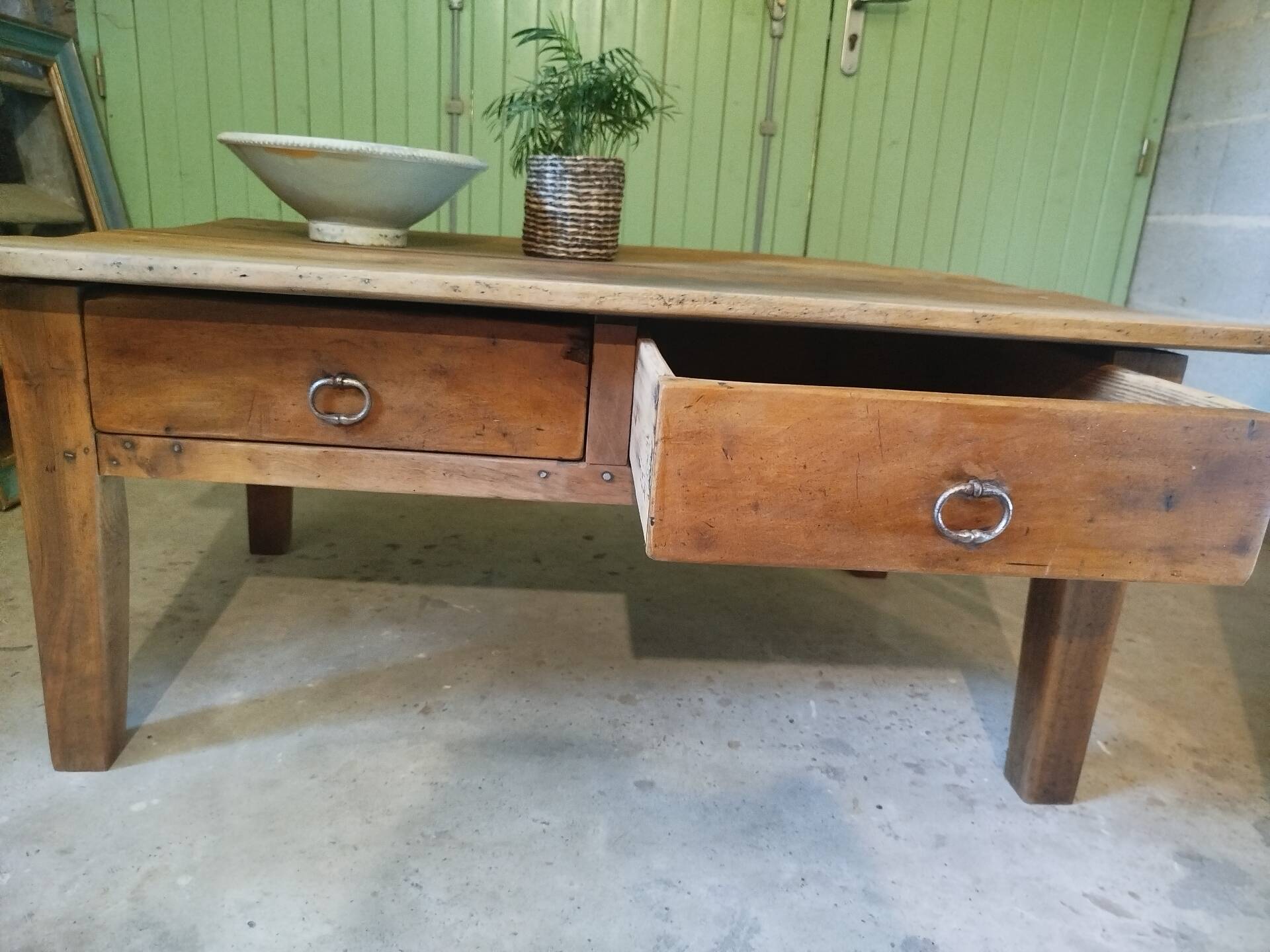 Table basse de ferme ancienne