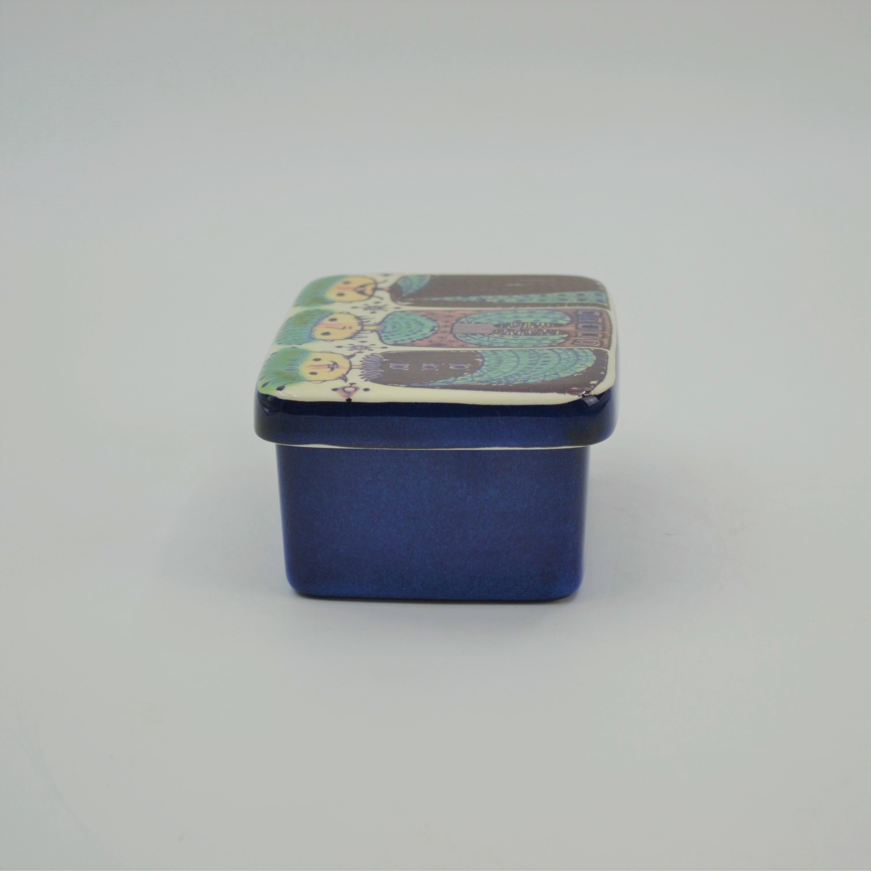 Beth Breyen's Tenera series earthenware box for Royal Copenhagen