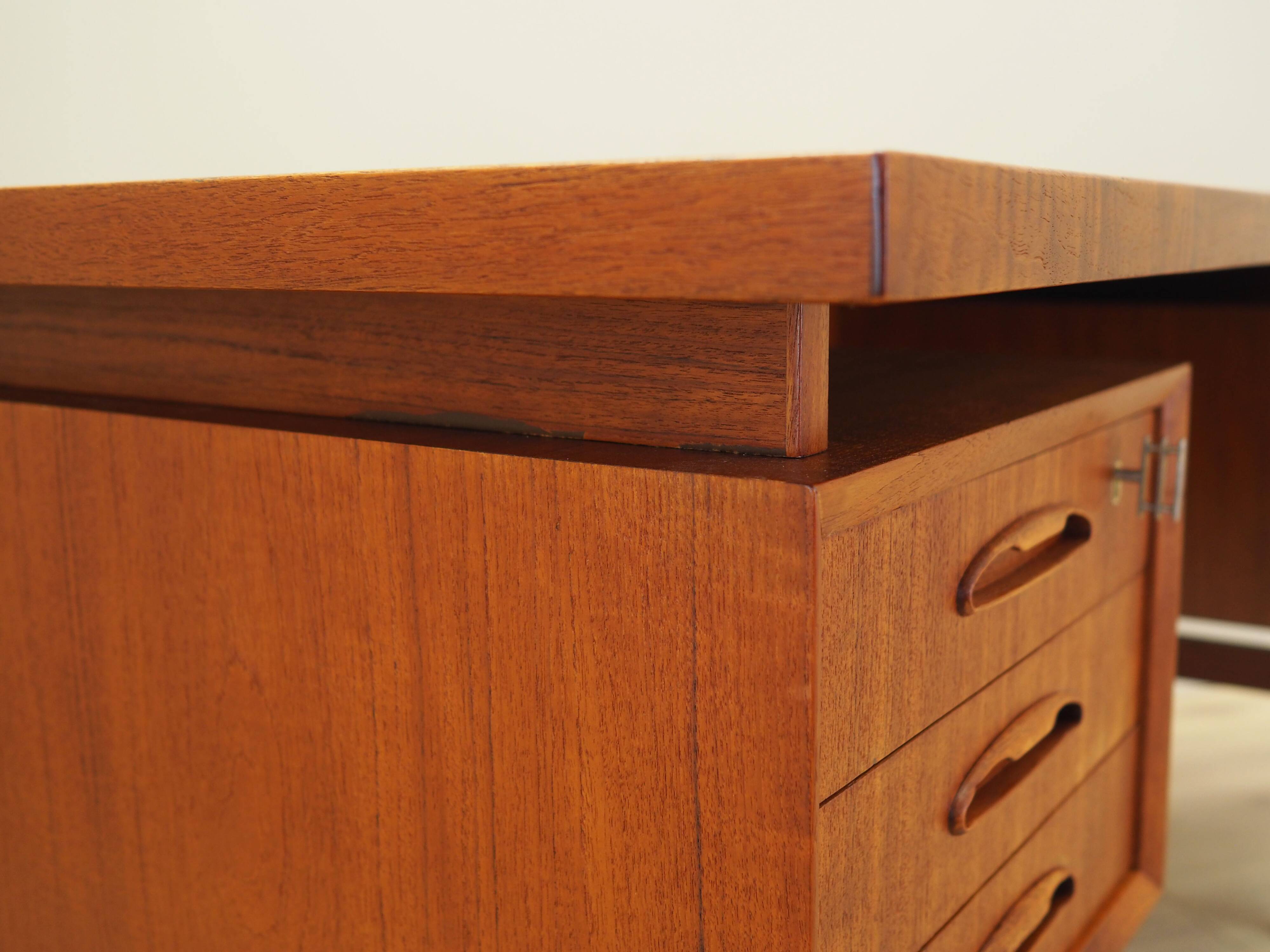 Teak desk, Danish design, 1970s, production: Denmark
