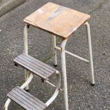 Folding wooden stool step ladder