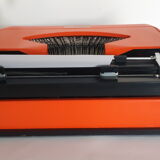 Red typewriter, functional