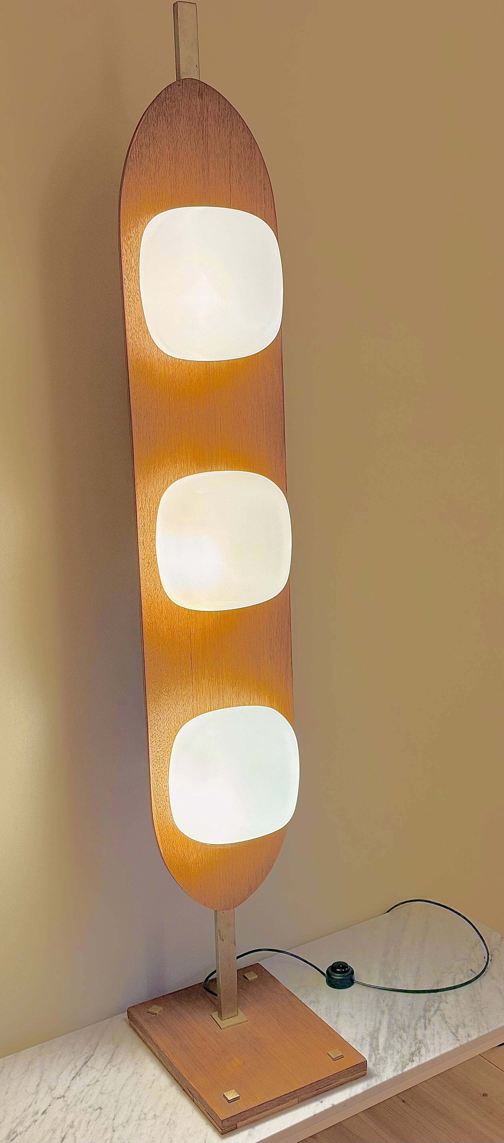 Surf Board Floor Lamp by Goffredo Reggiani - Icons of Vintage Design - Renovated