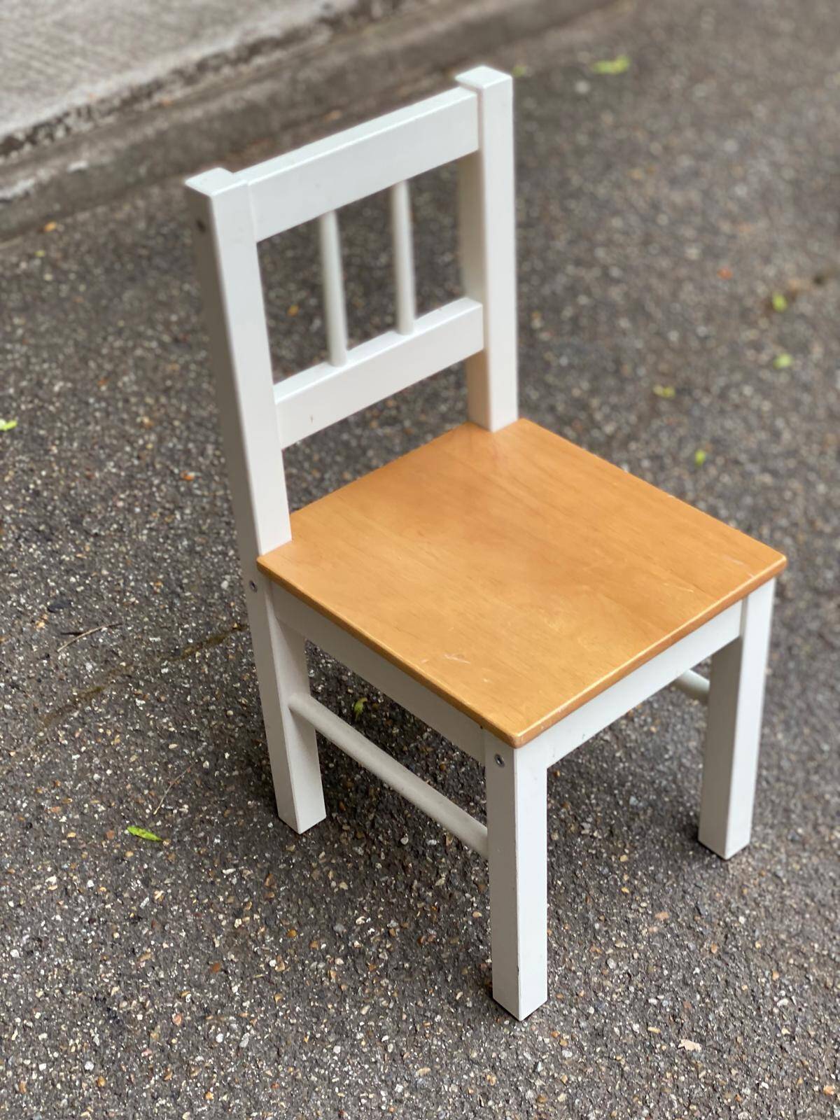Chaise scandinave pour enfant en bois