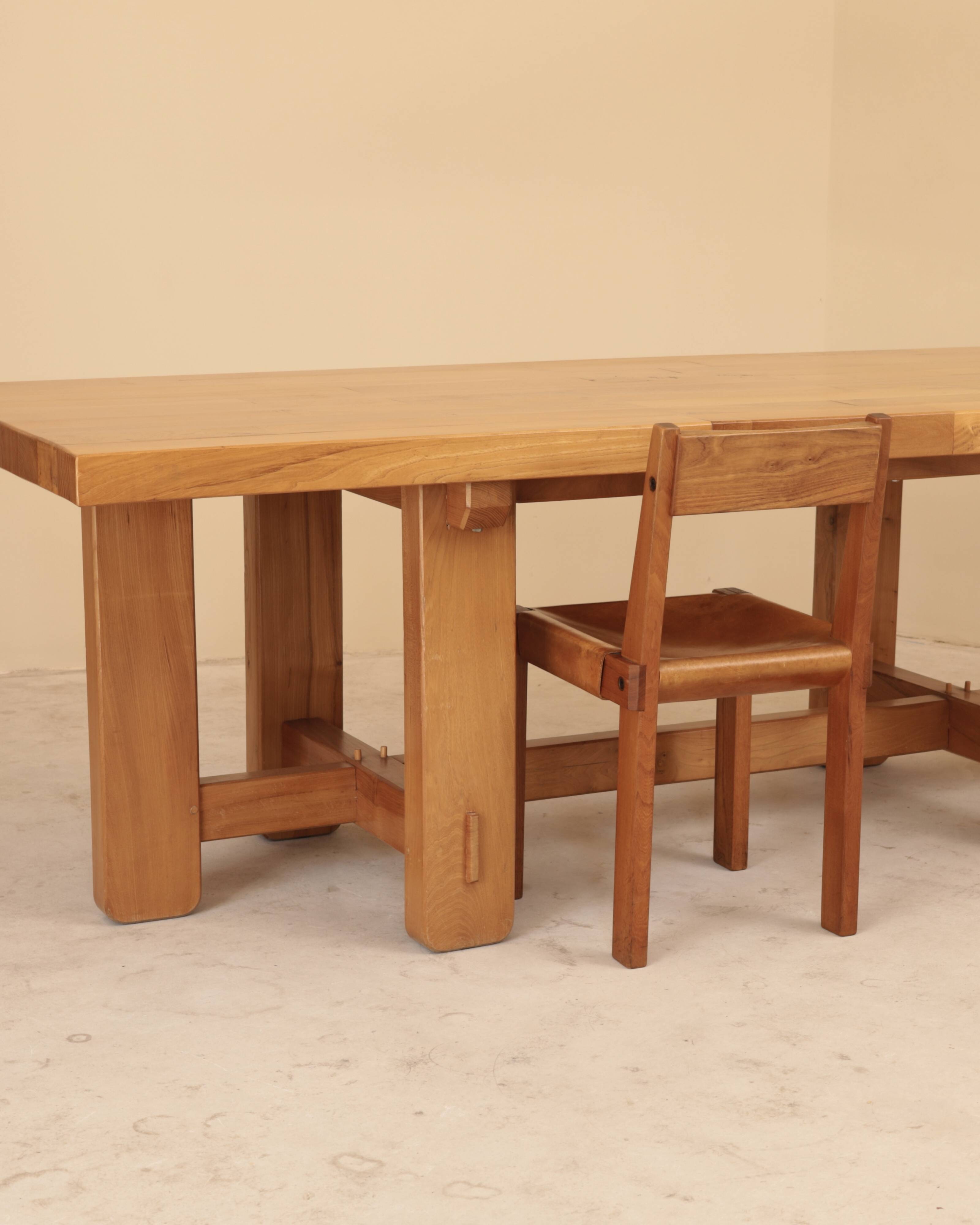 Table en orme massif, Maison Regain, France, 1980