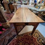 Farm table