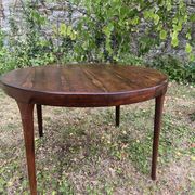 Scandinavian dining table in Rio rosewood.