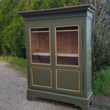 Old-housed cabinet in fir