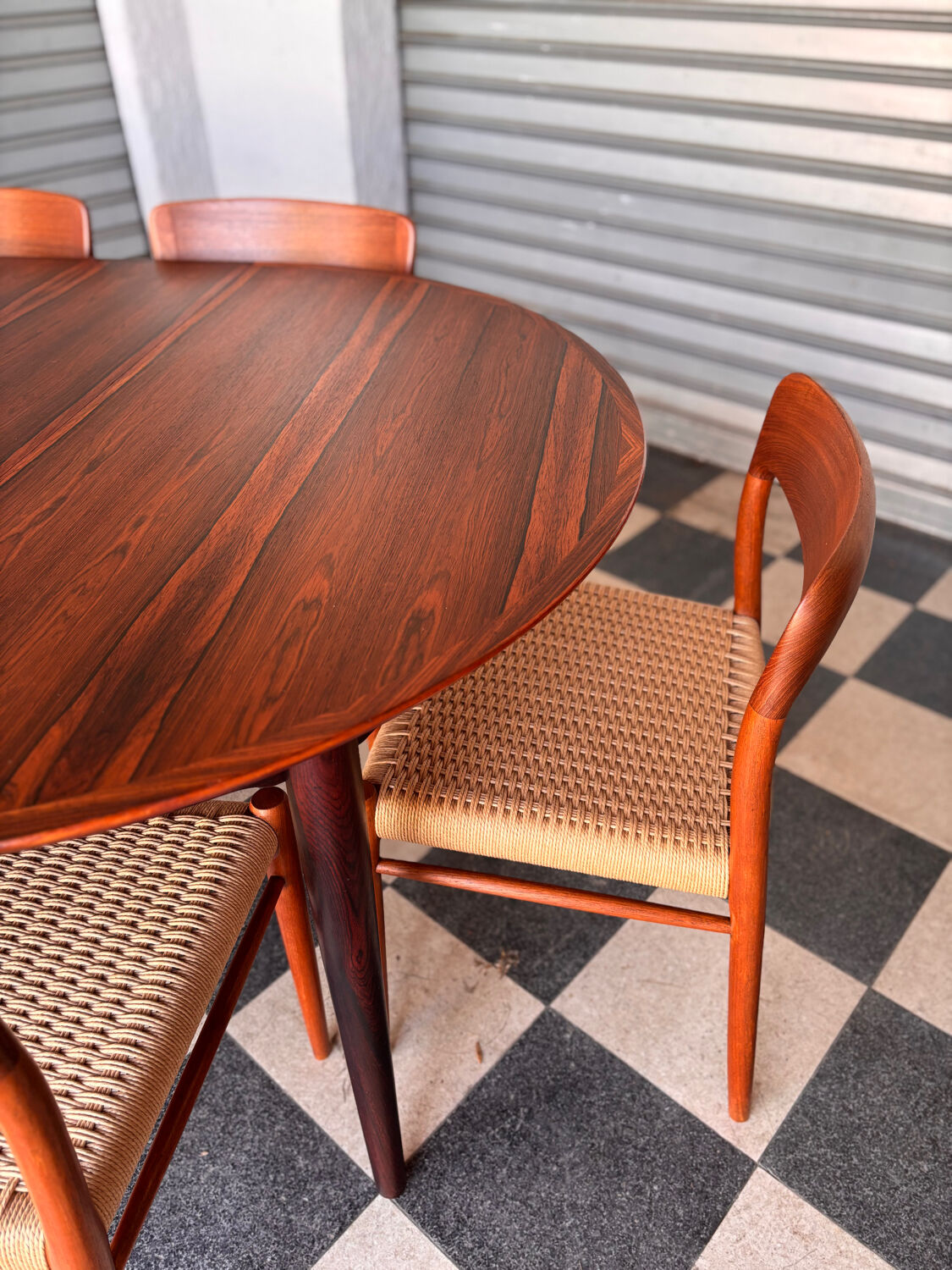 Table Arne Vodder en palissandre