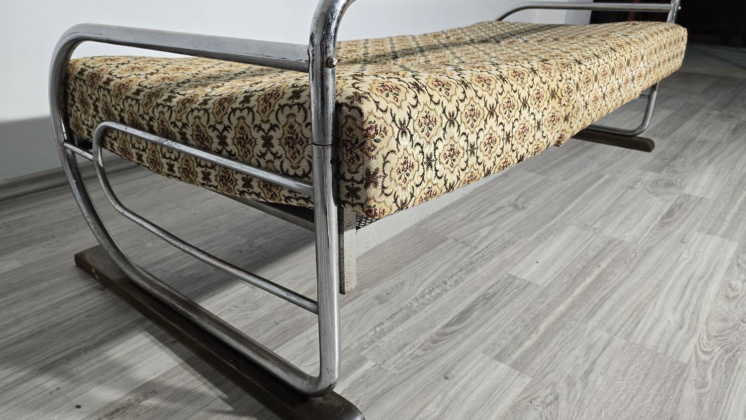 Bauhaus Chrome Sofa by Robert Slezak for Slezak Factories, 1930s