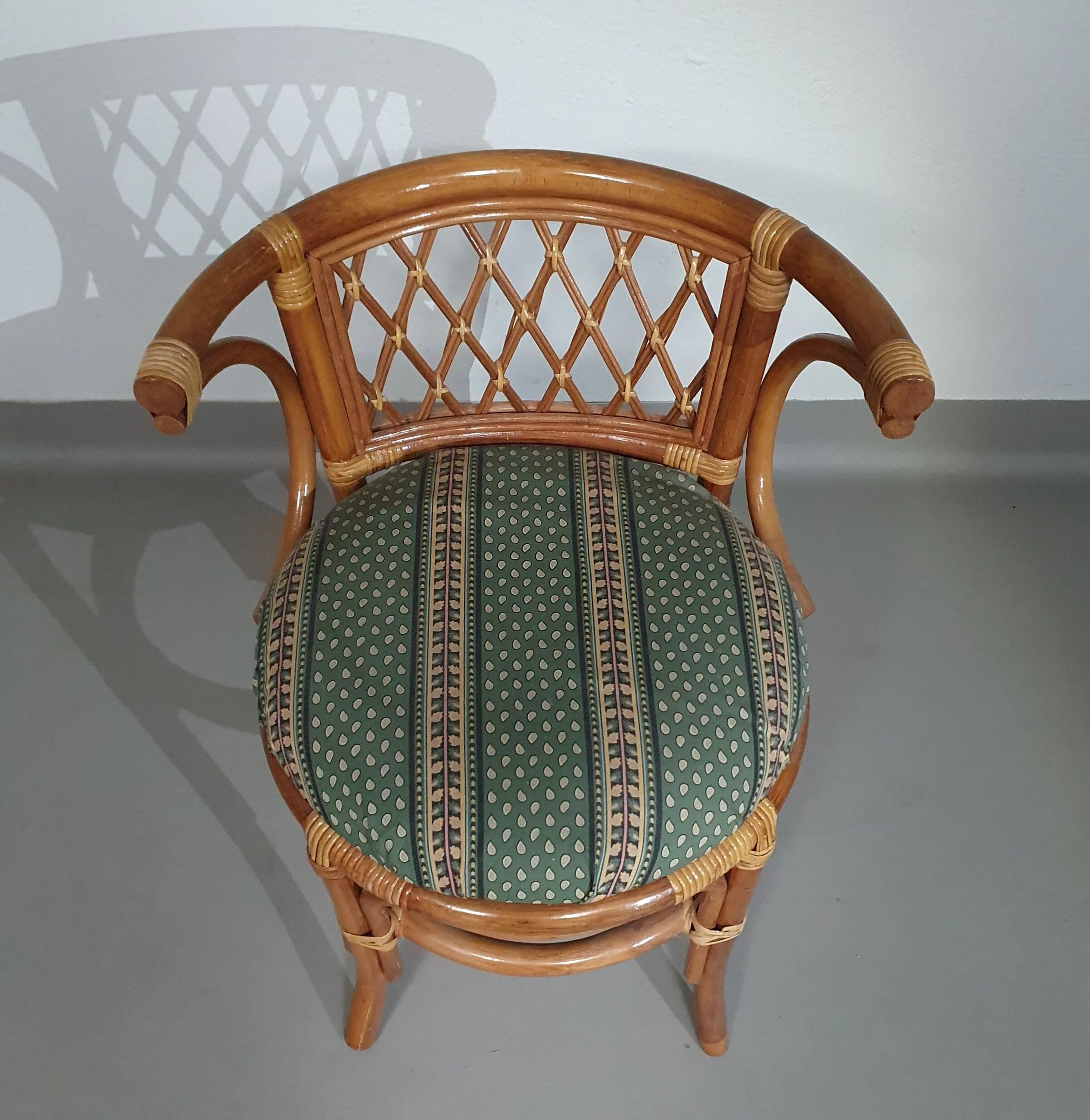Rattan / bamboo balcony side table / chairs set 1970s