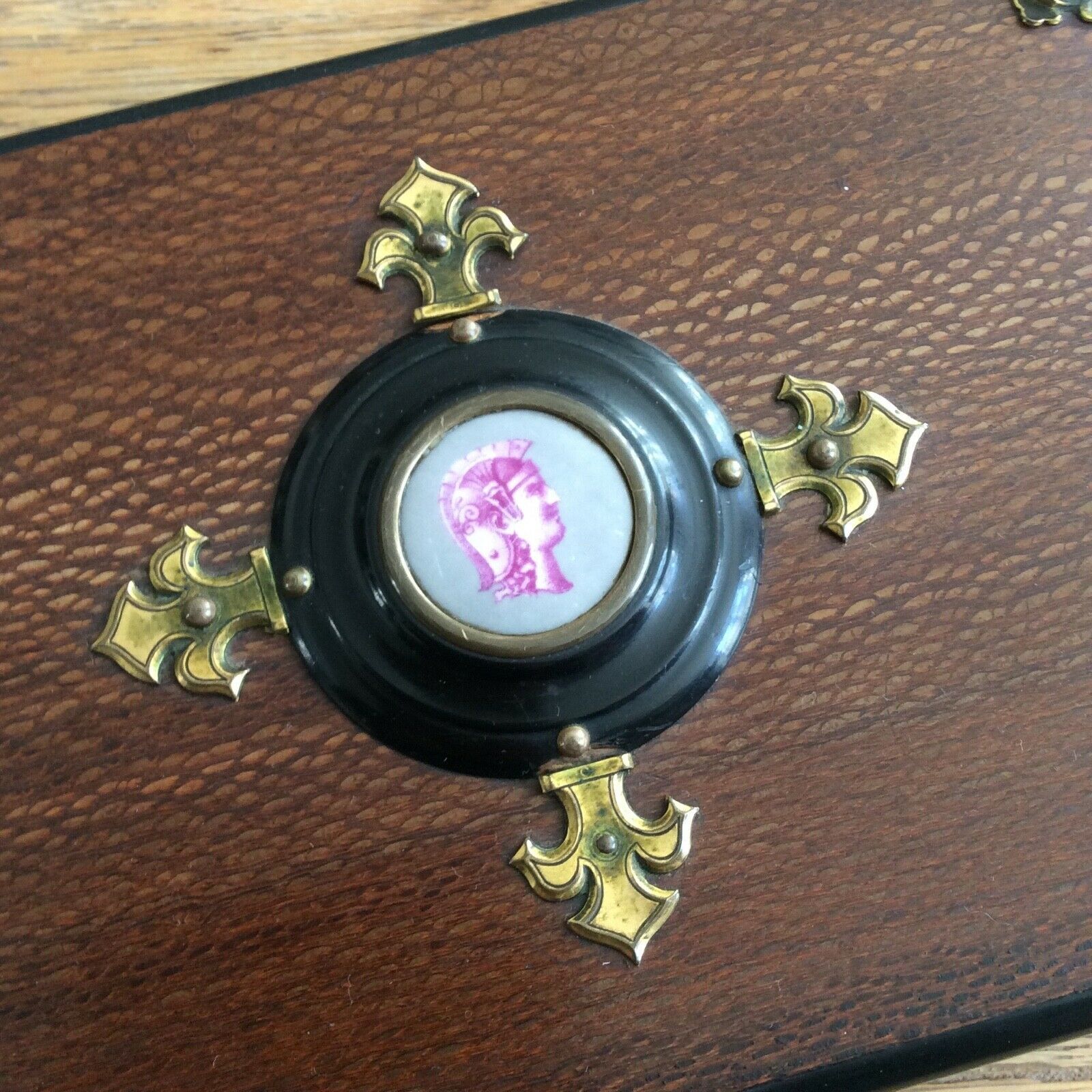 Ancien Médaillon Porte-photo Début 1900 - Verre Cassé à Remplacer, Occasion