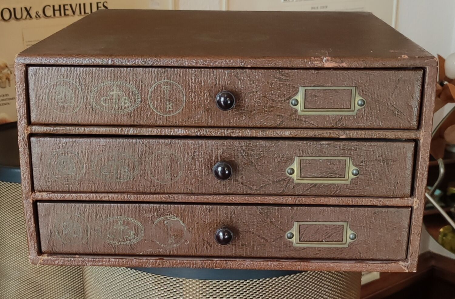 Small haberdashery Thiriez Cartier Bresson