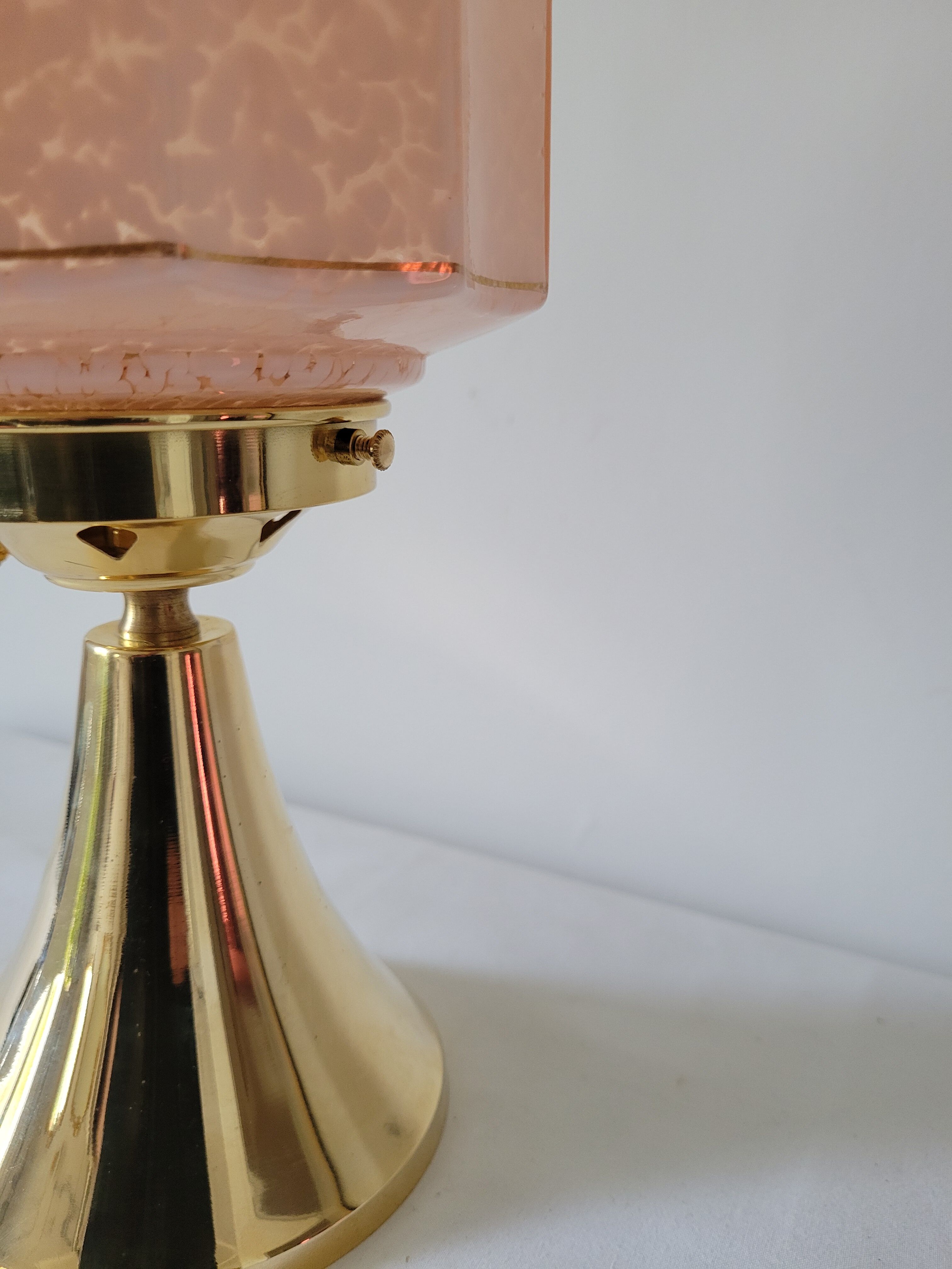 Art Deco glass skyscraper lamp from Clichy