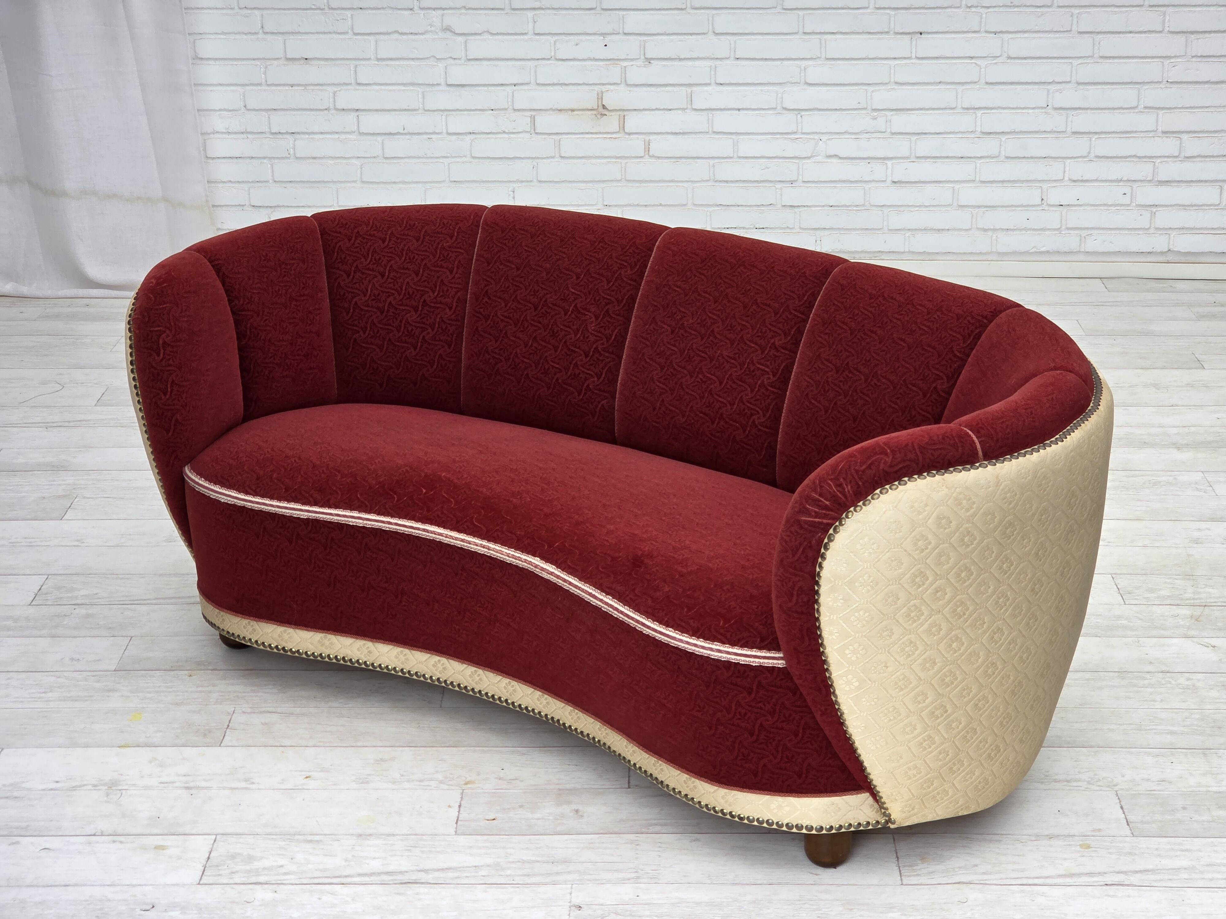 1960s, Danish curved 2-seater sofa, red/beige furniture wool fabric.