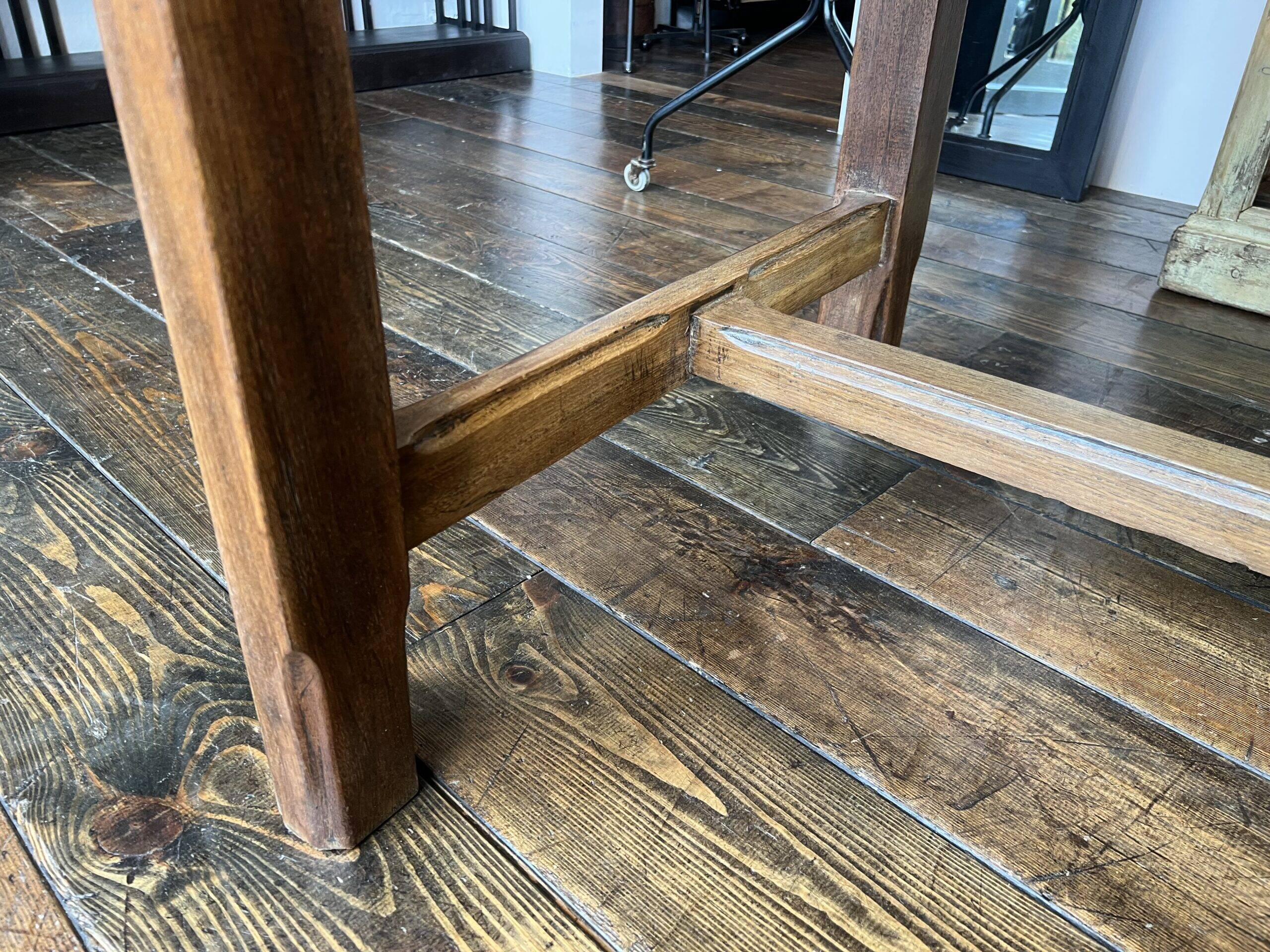Convent table
