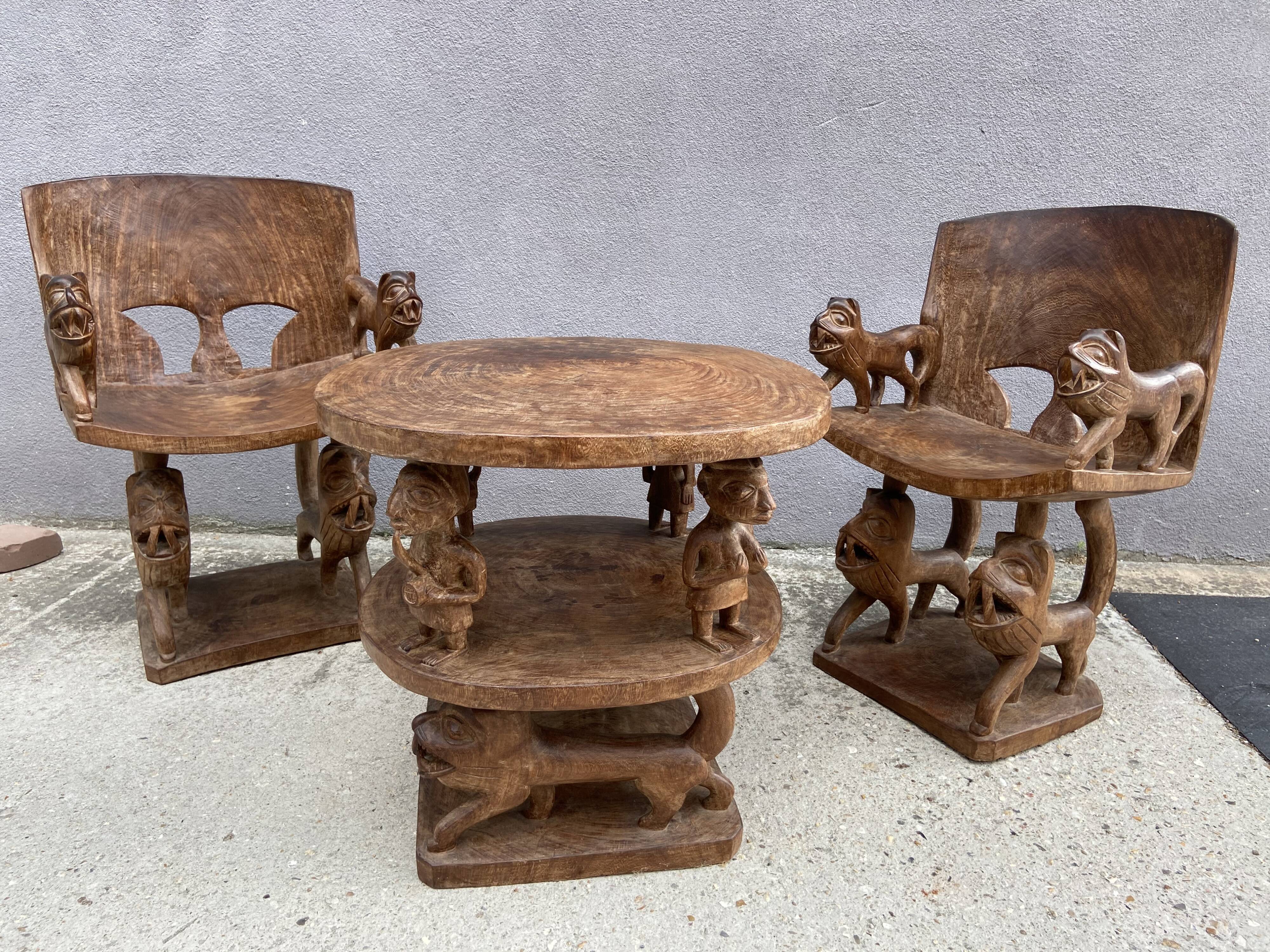 Wooden African lounge