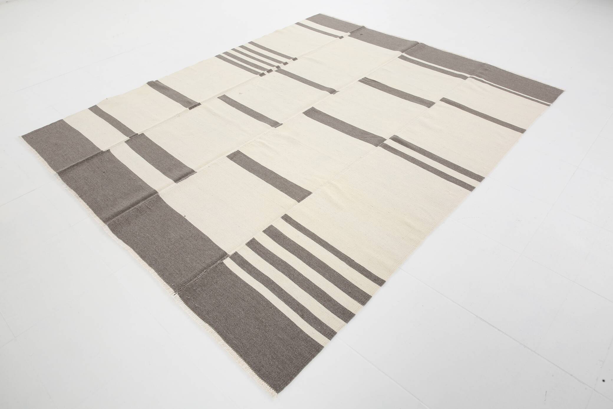 7x9 Grey & Beige Anatolian Flatweave Kilim Rug, 225x276 Cm