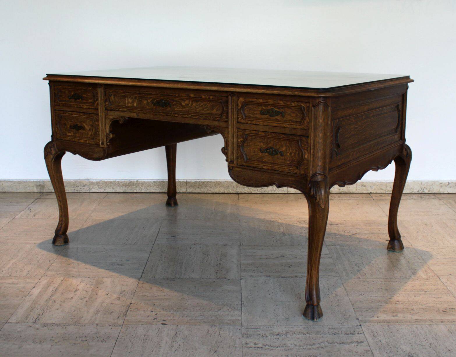 Double executive desk, Louis XV style
