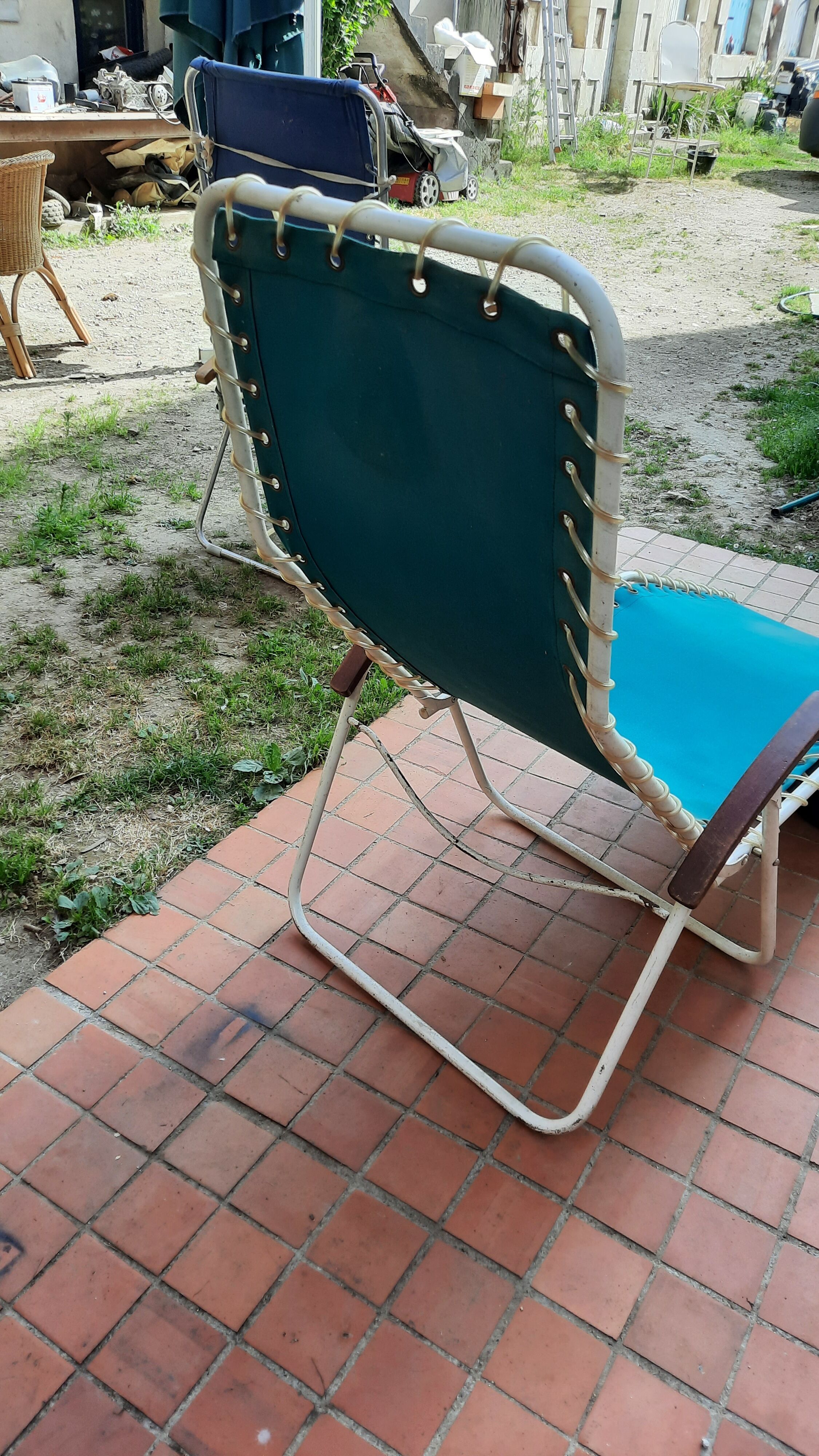 Chaise longue basculante