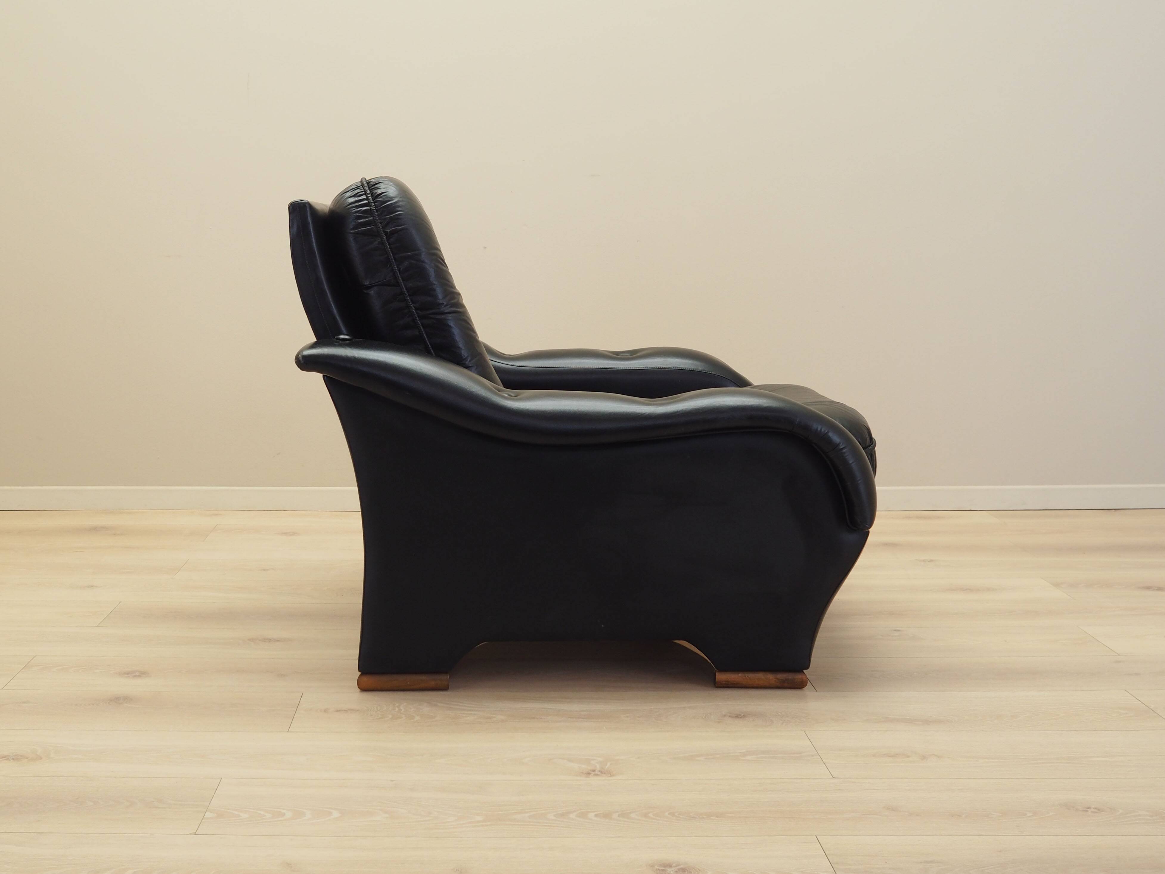 Black armchair, Italian design, 1980s, manufacture: Italy