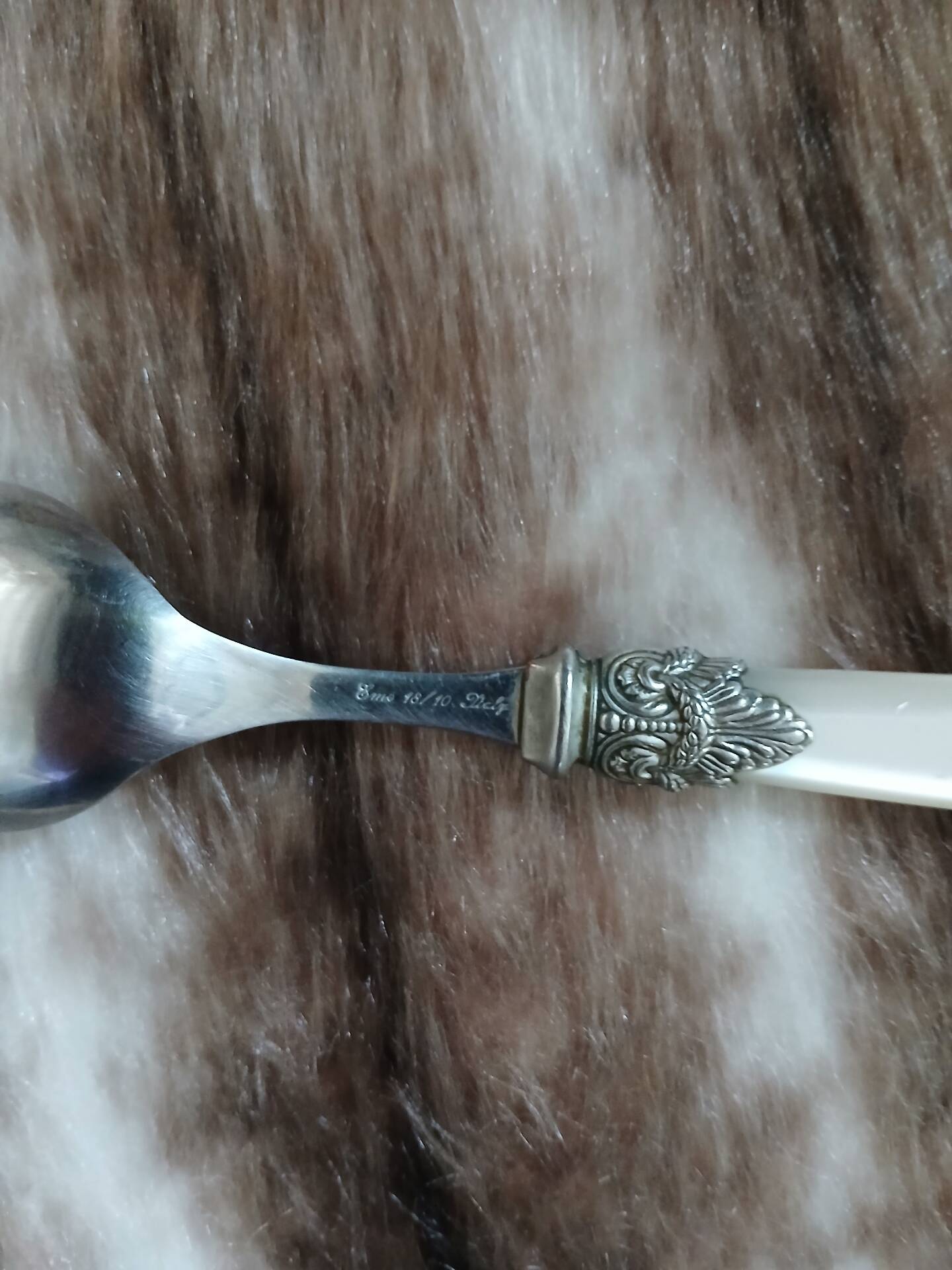 8 antique place settings