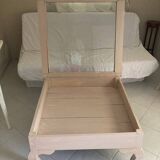 Showcase coffee table
