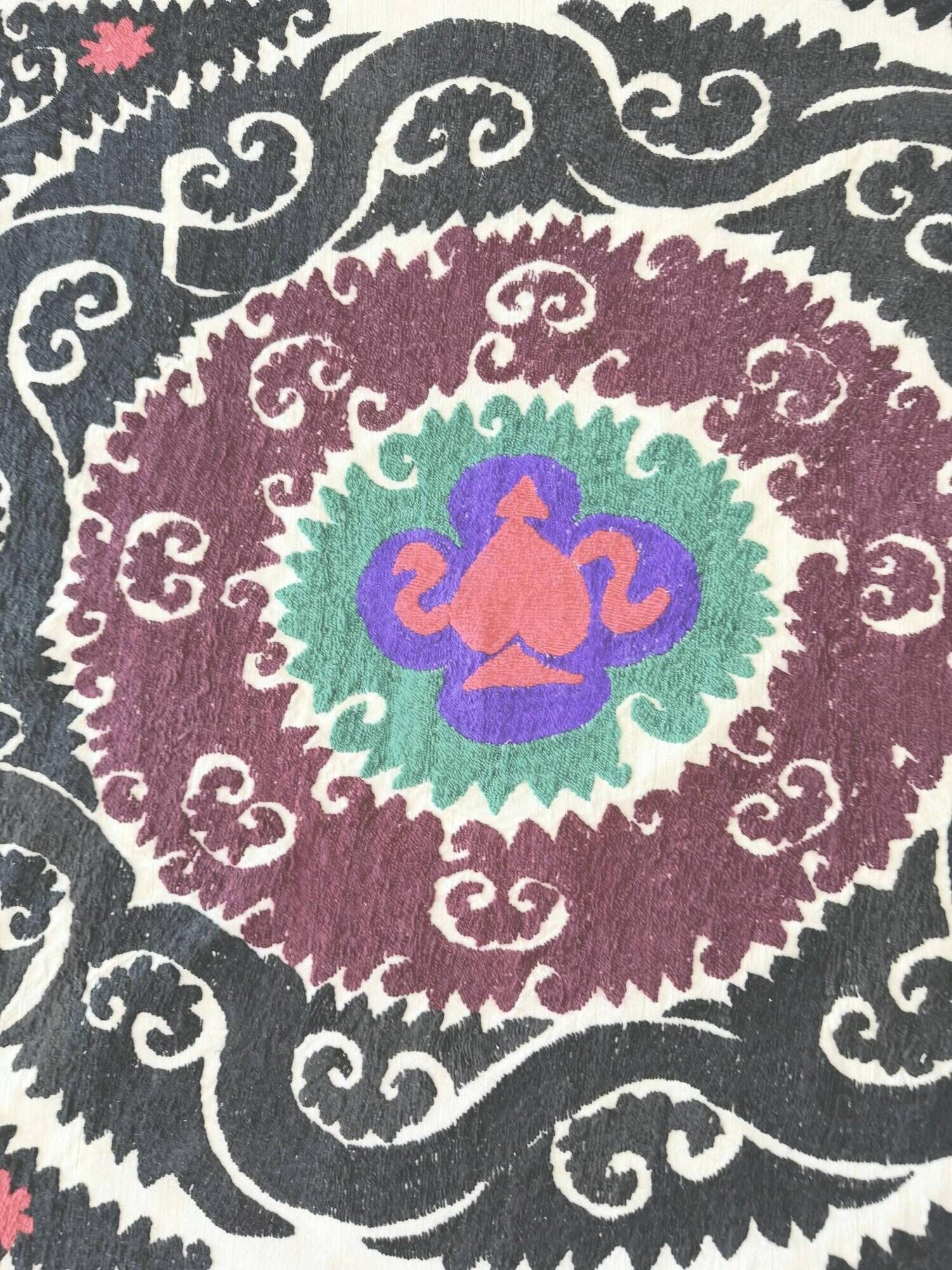 Vintage hand-embroidered tablecloth 115x124 cm