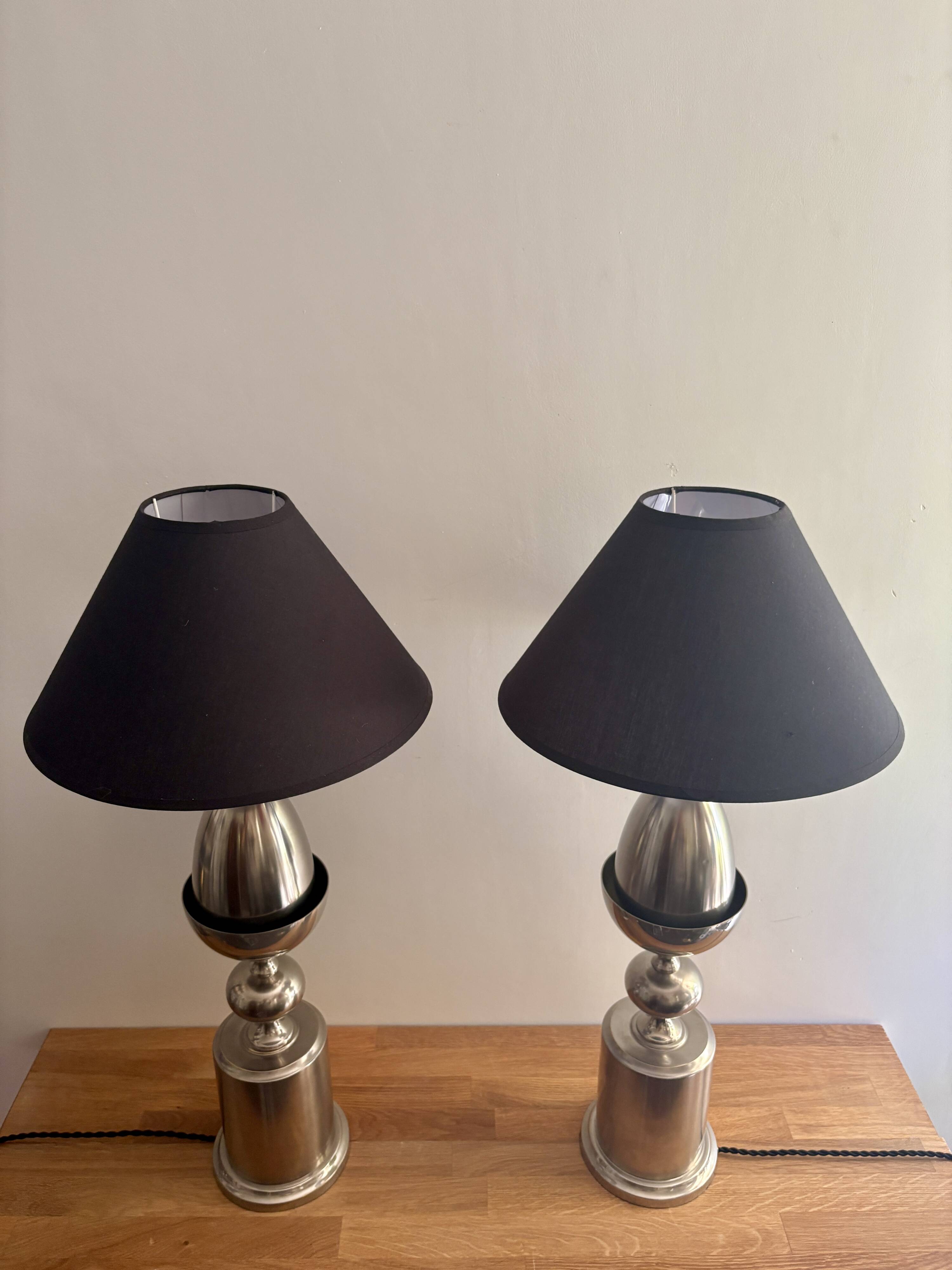 Table lamp Maison Barbier model Egg