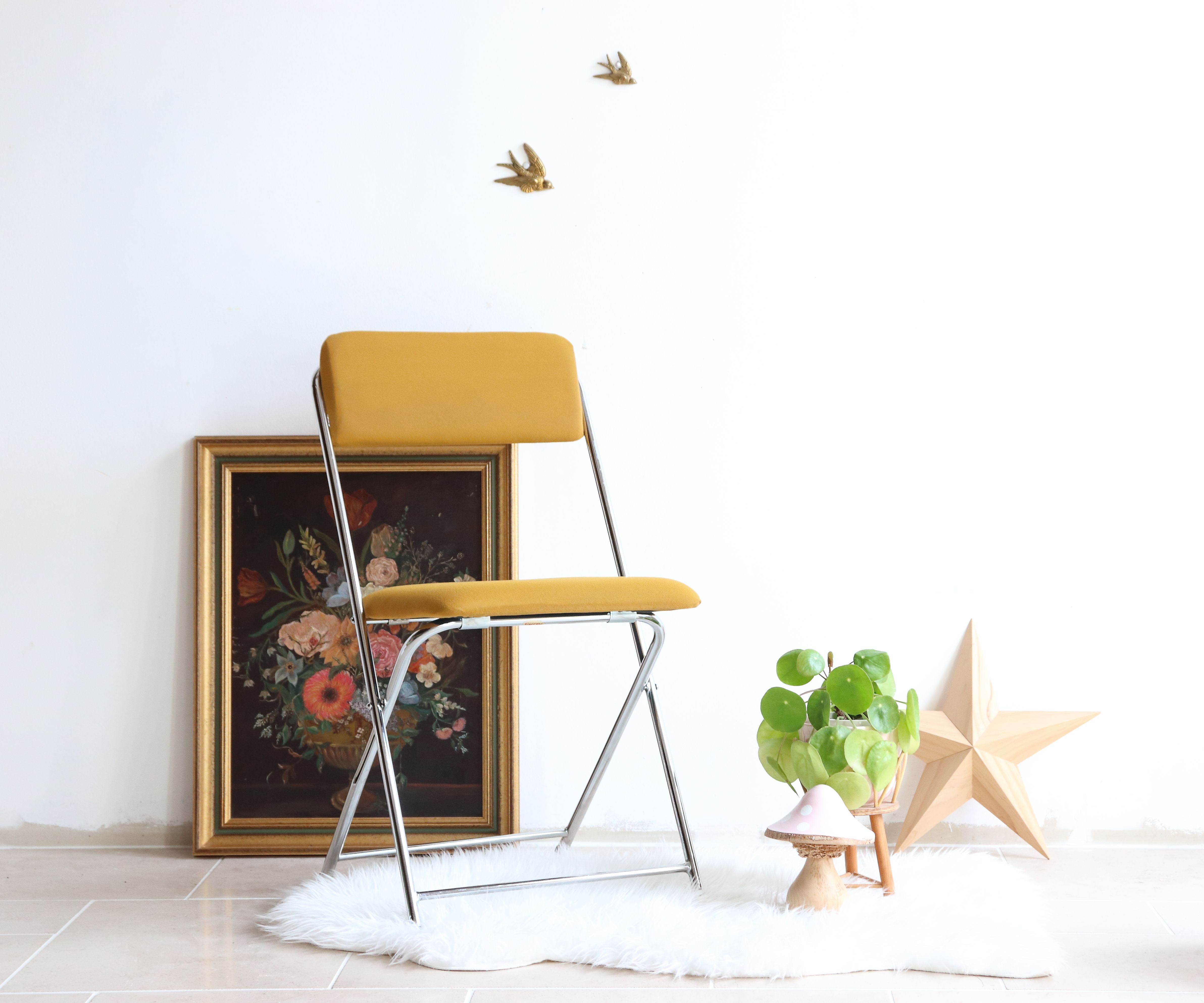 Pair of Eyrel 70s folding chairs in chrome metal and mustard fabric