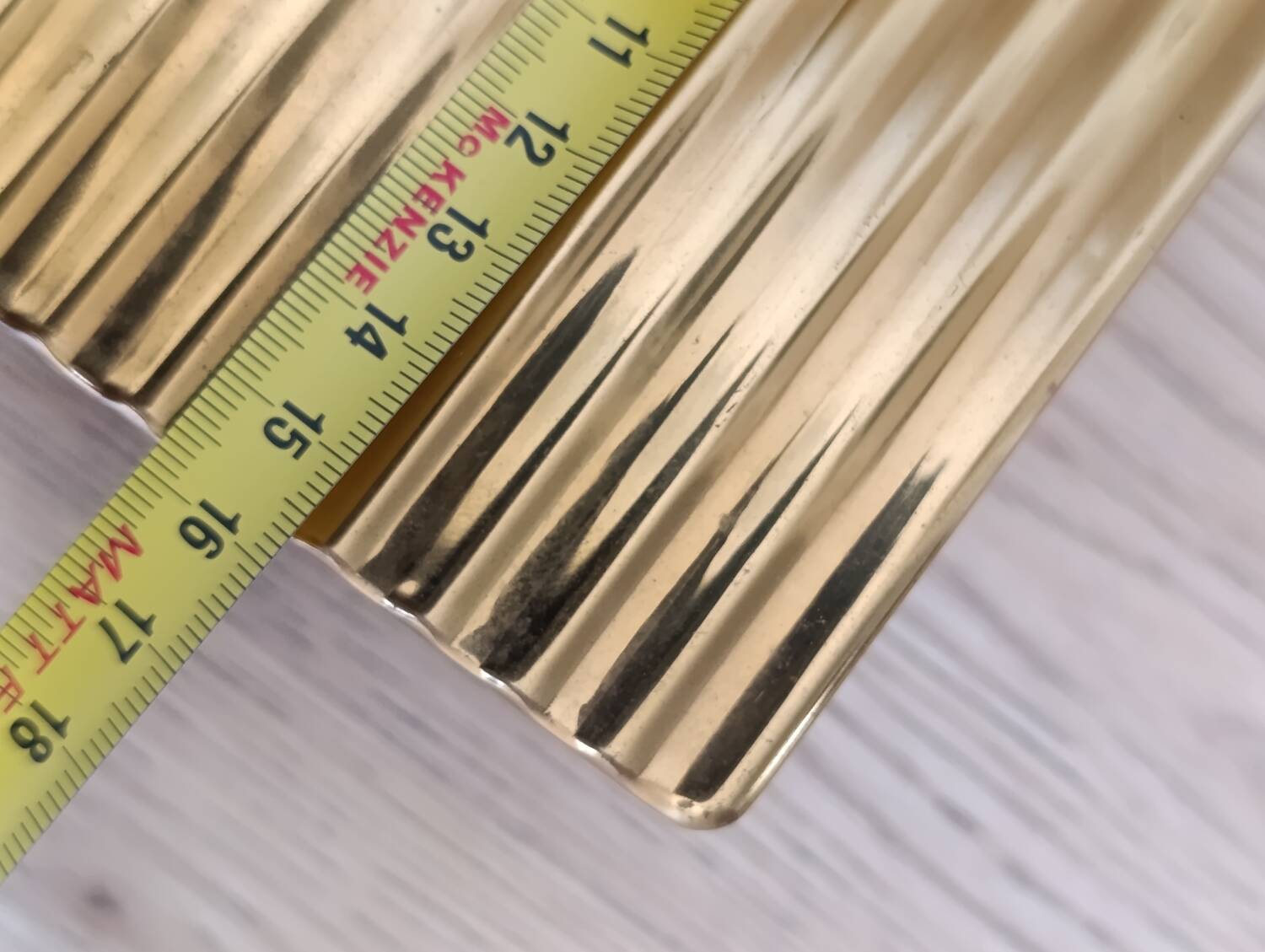 Vintage decorative box in ribbed glass – 1960s/70s