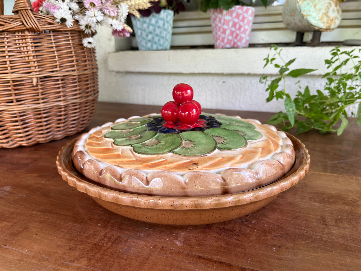 Vintage pie dish