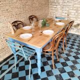 Farm table
