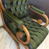 Fauteuil Chesterfield en cuir vert vintage