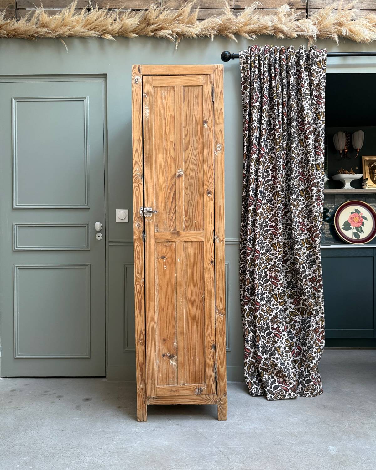 Old locker type bonnet maker (renovated)