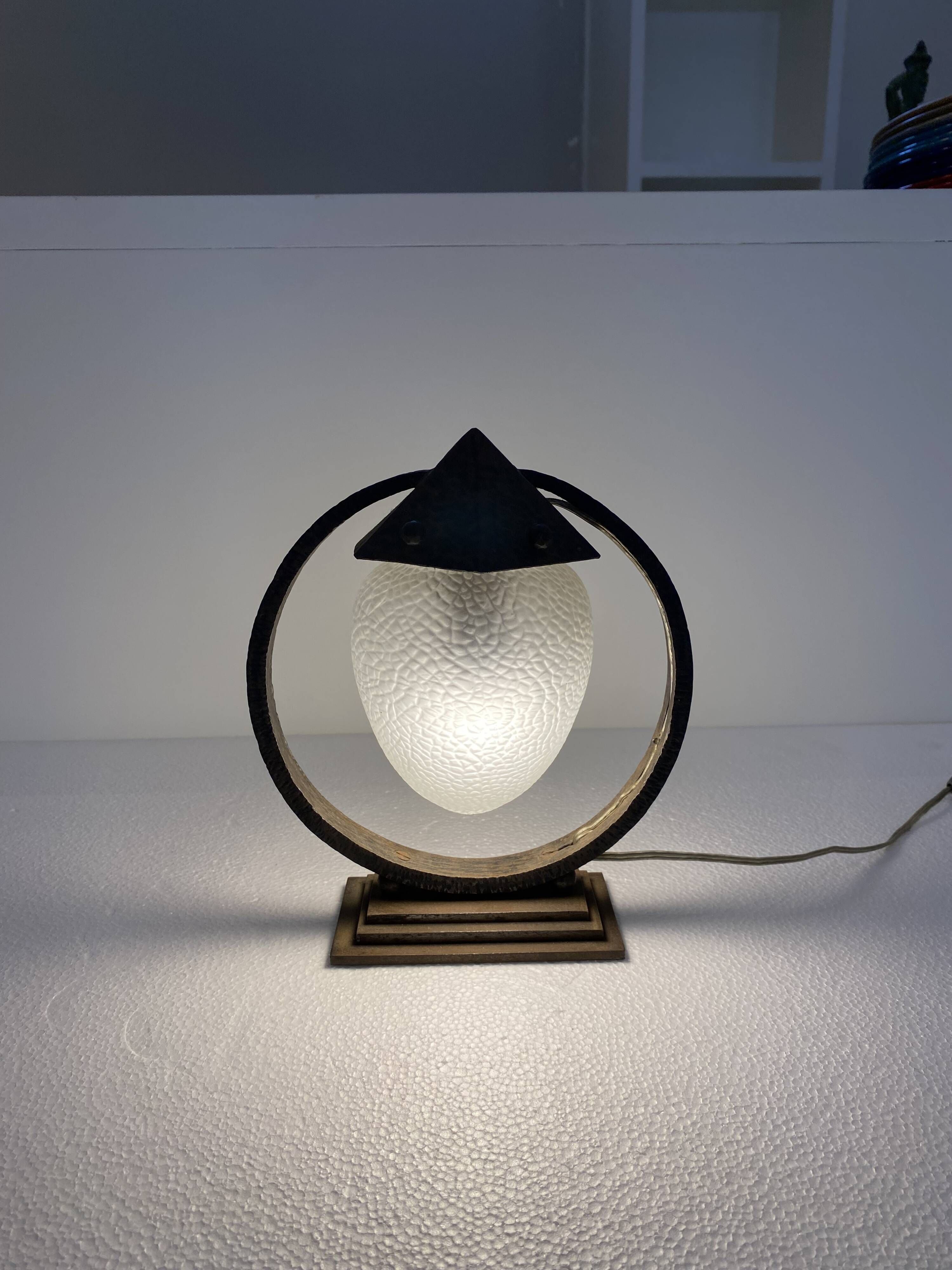 Sculptural Art Deco Table Lamp With Frosted Glass Shade, 1930s