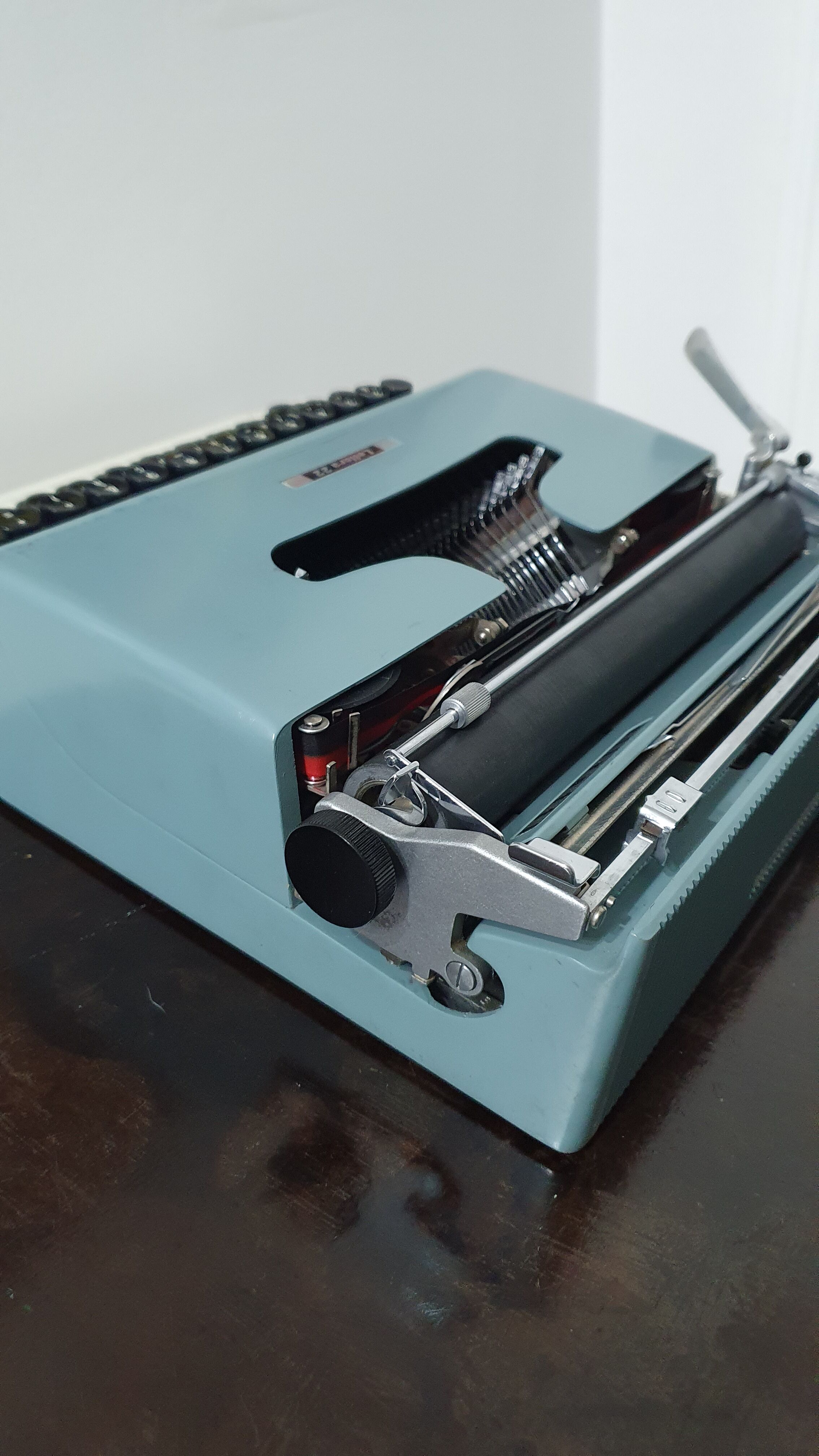 Lettera 22 Olivetti design Marcello Nizzoli 50s