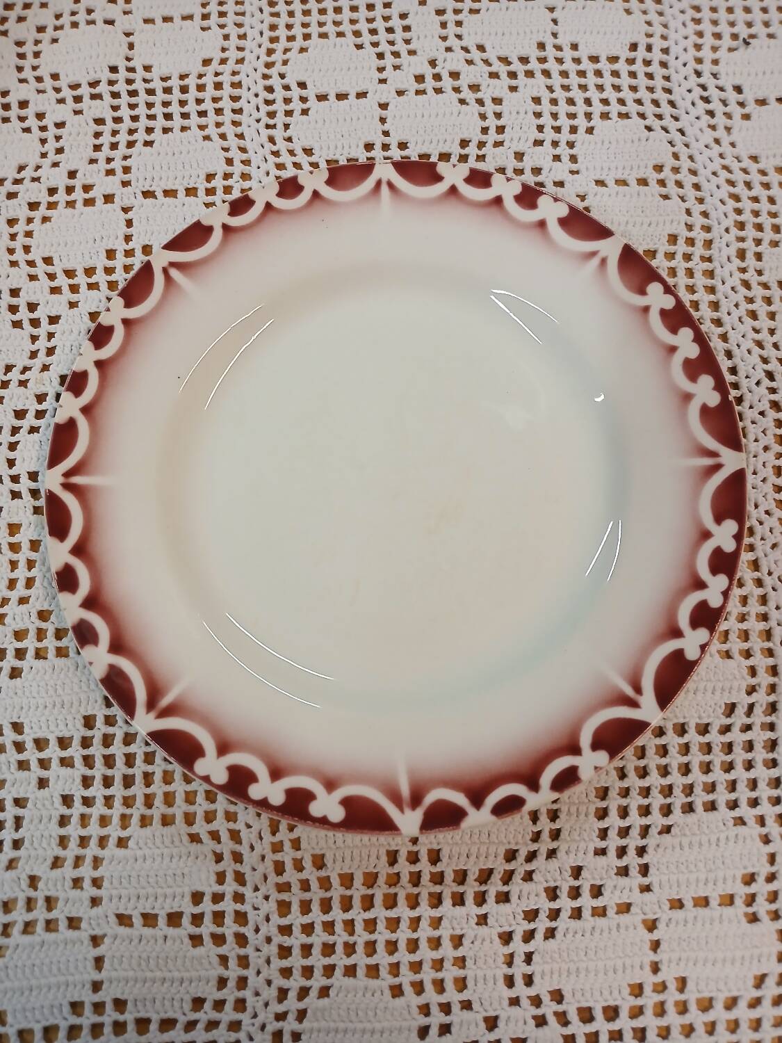 6 mismatched antique dinner plates