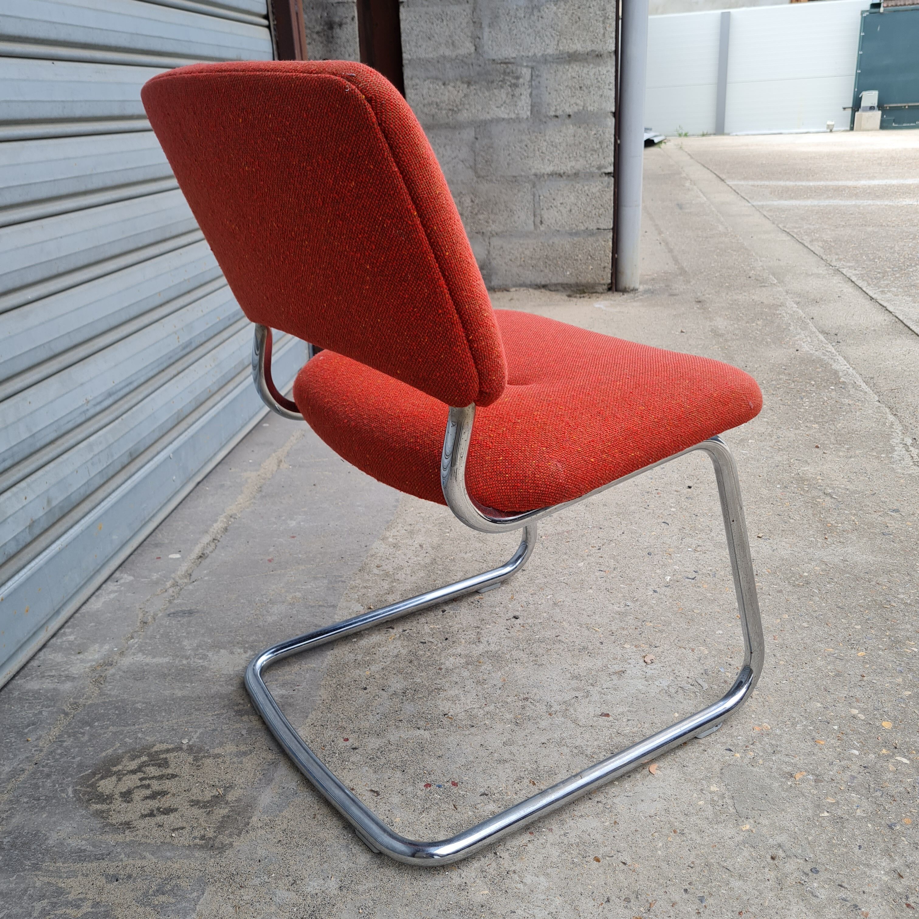 Strafor 1970 heater chair