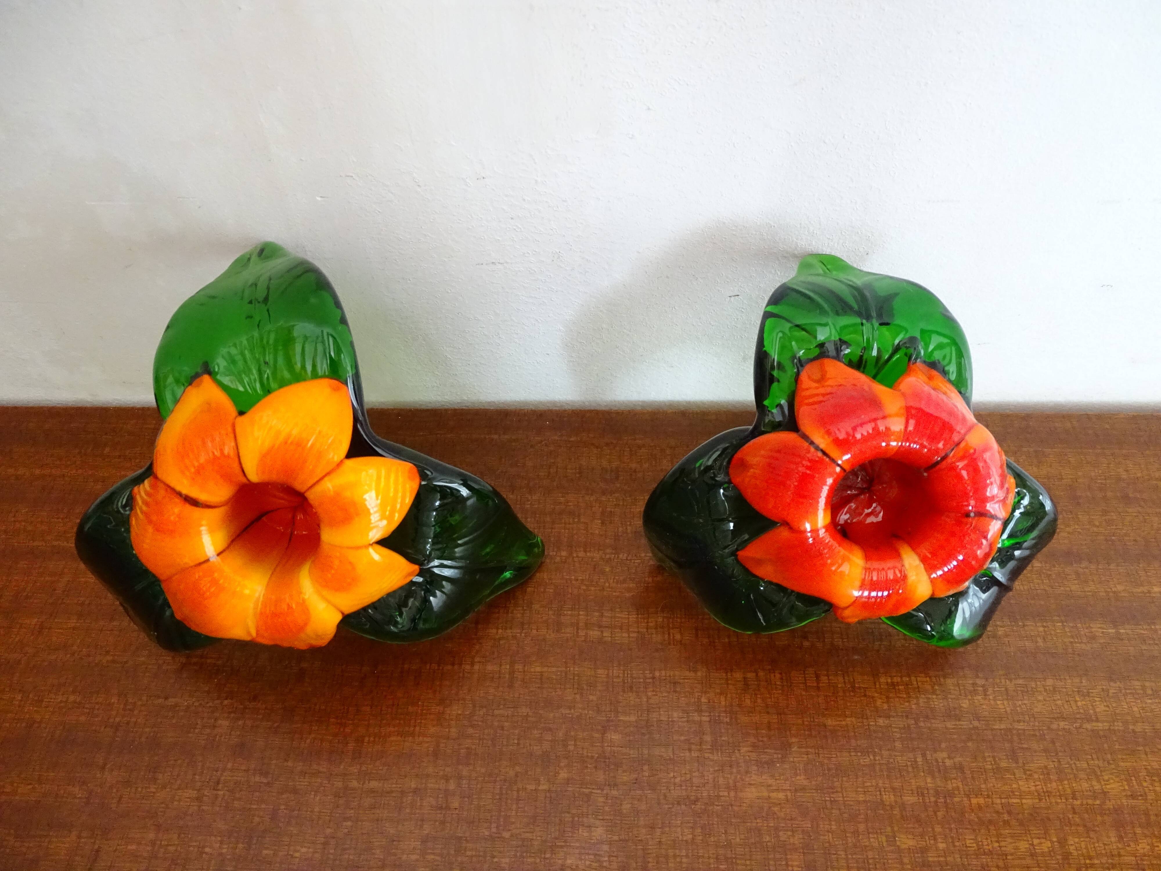 Paire de bougeoirs fleurs en verre Murano