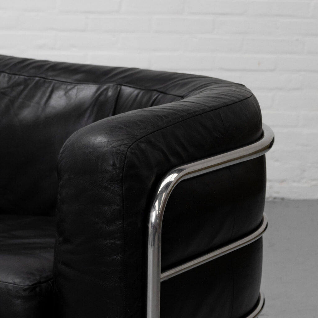 Zanotta Onda Three-seater sofa by De Pas, D’Urbino & Lomazzi